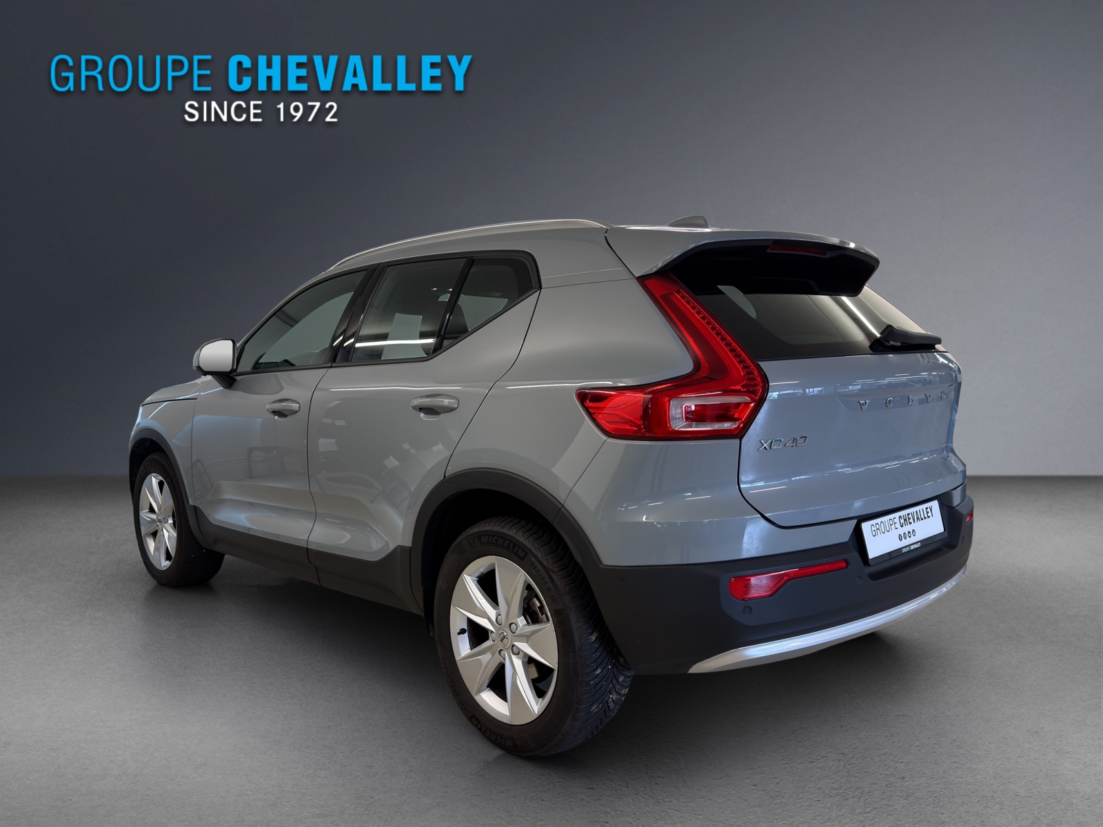 VOLVO XC40 T2 Core Geartronic-image-3