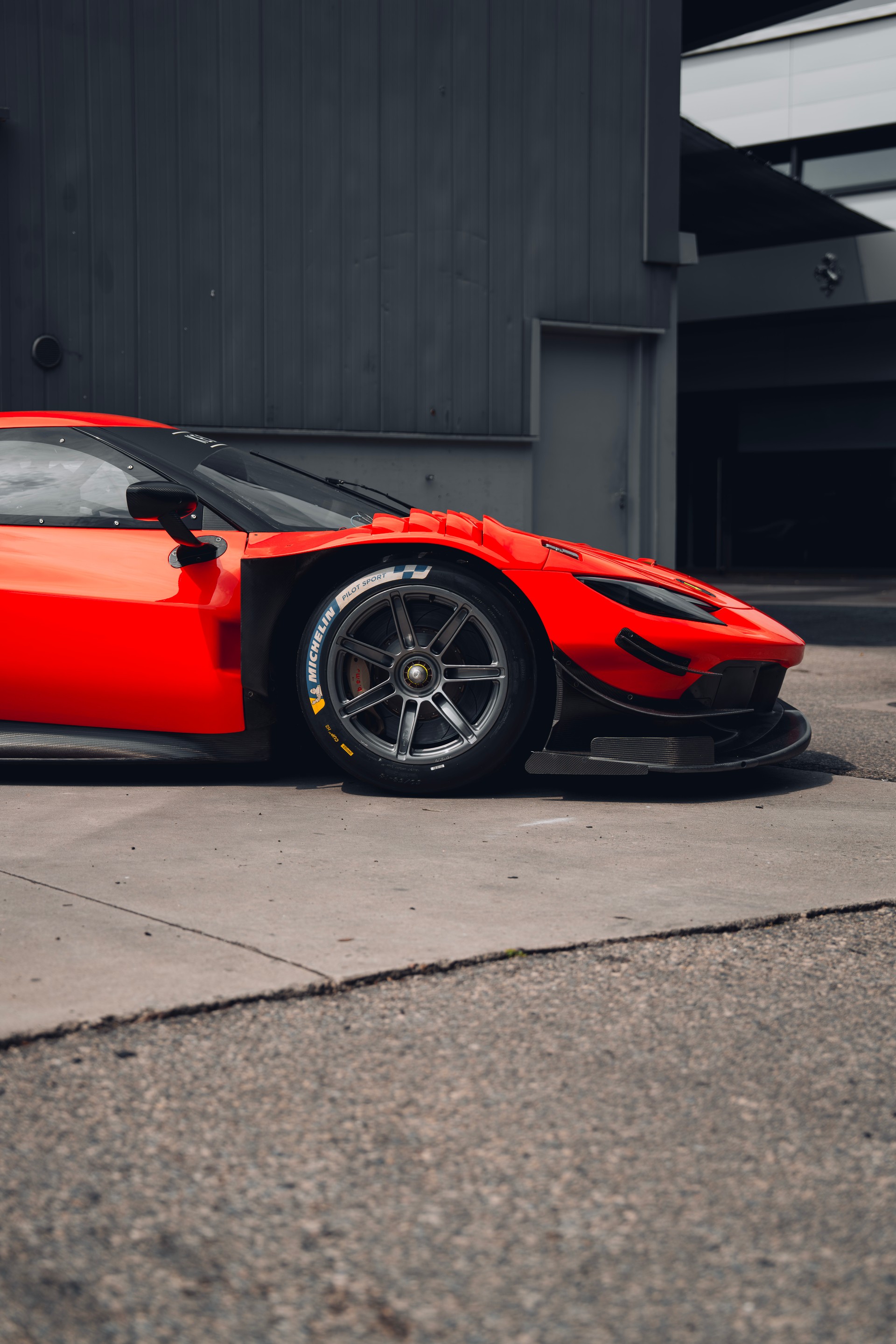 FERRARI 296 GT3-image-1