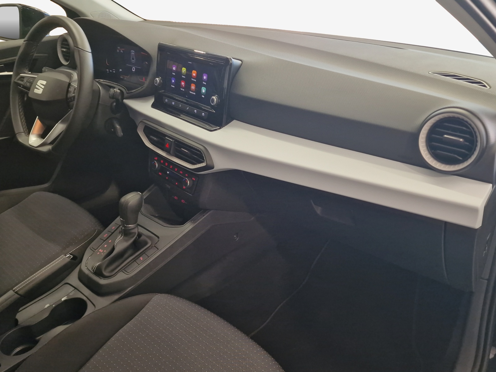 SEAT Ibiza 1.0 EcoTSI Move DSG-image-13
