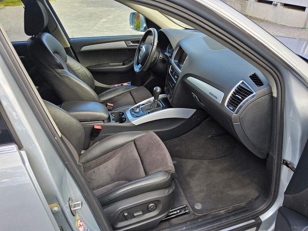 AUDI Q5 2.0 TFSI hybrid quattro tiptronic-image-14