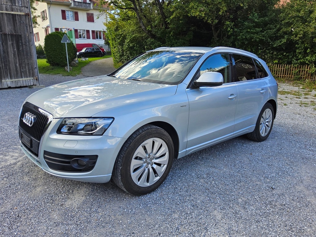 AUDI Q5 2.0 TFSI hybrid quattro tiptronic-image-3