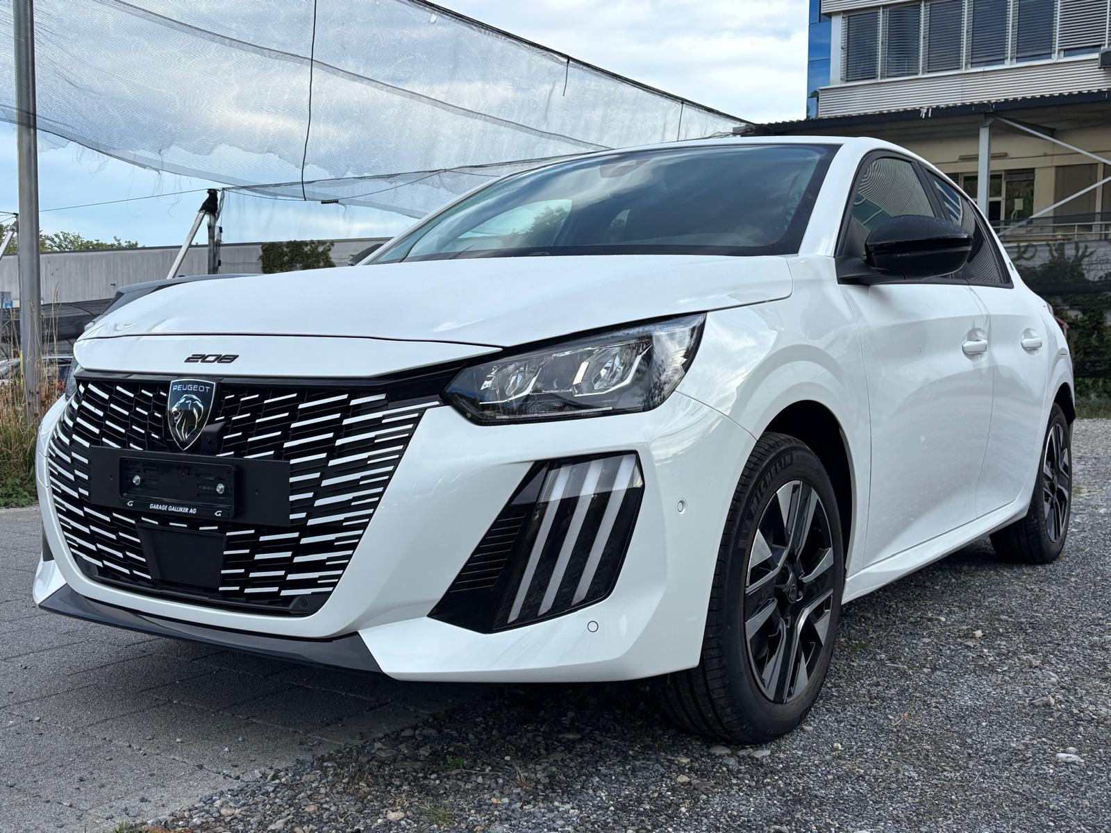 PEUGEOT 208 Elektrik 100 kW Allure