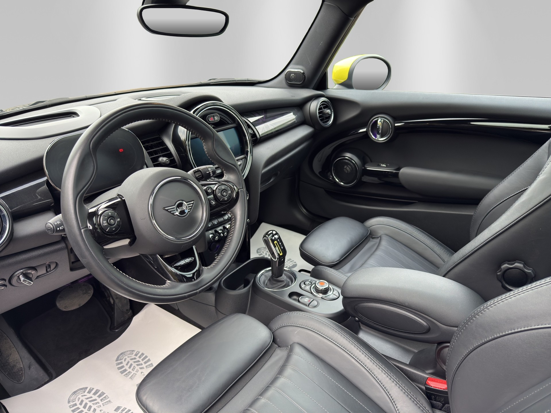 MINI Cooper SE-image-7