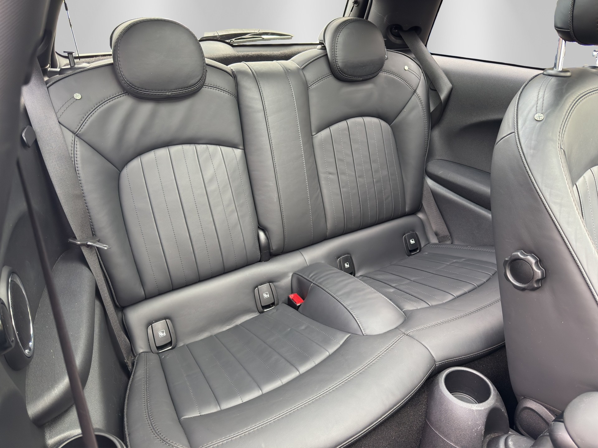MINI Cooper SE-image-16