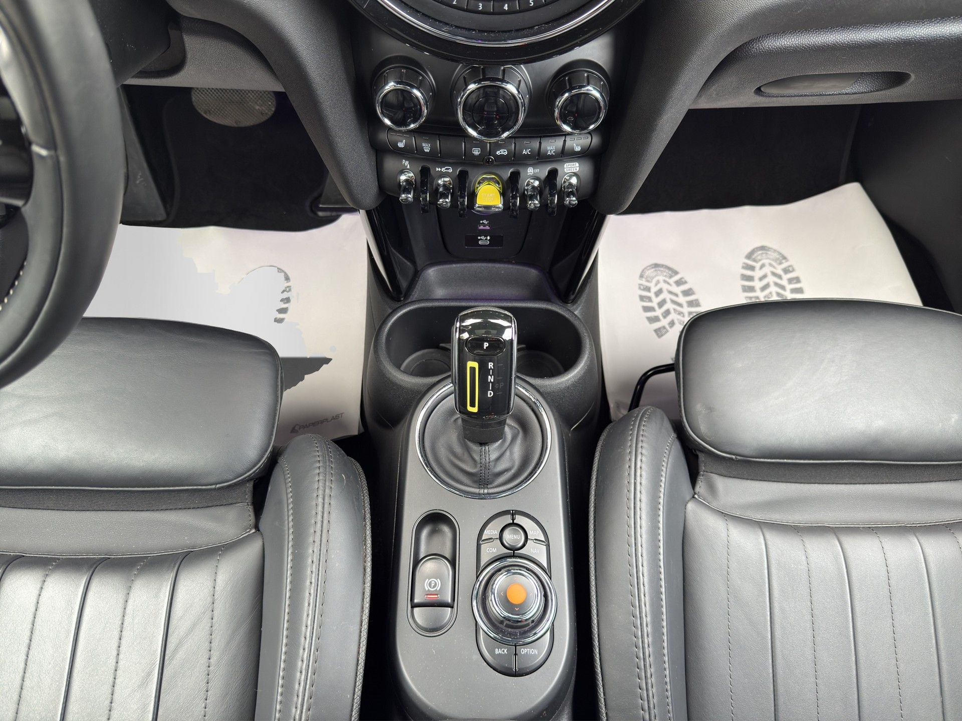 MINI Cooper SE-image-11