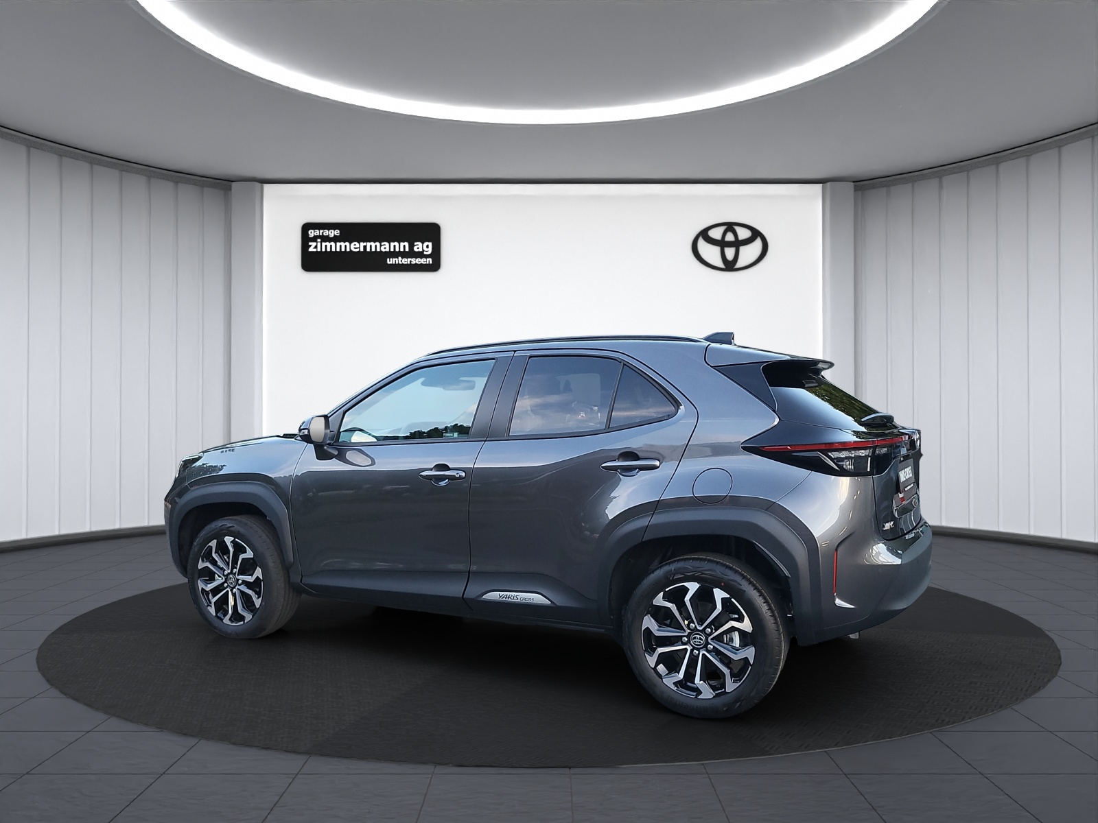 TOYOTA Yaris Cross 1.5 VVT-i HSD Trend AWD-image-9