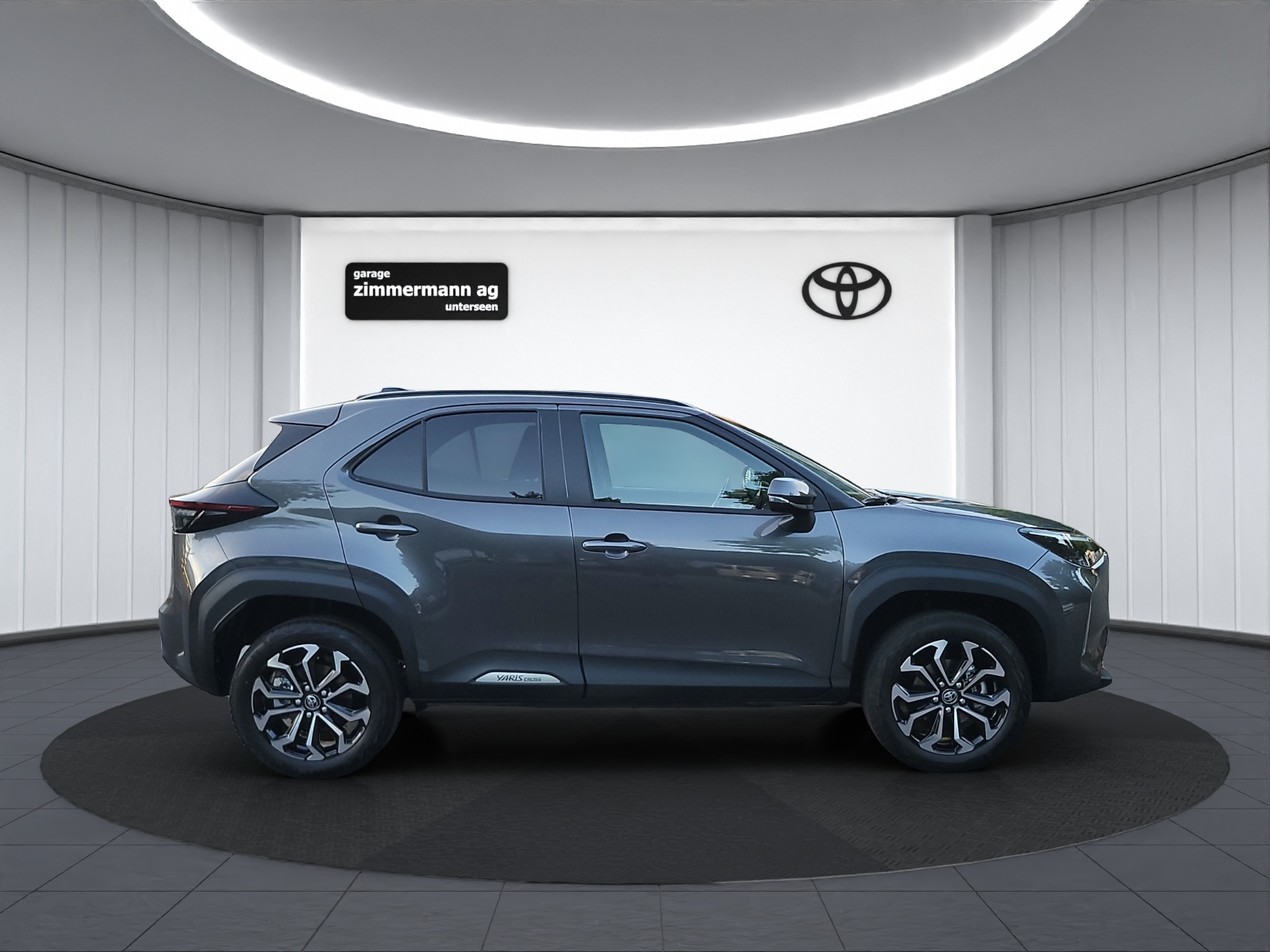 TOYOTA Yaris Cross 1.5 VVT-i HSD Trend AWD-image-4