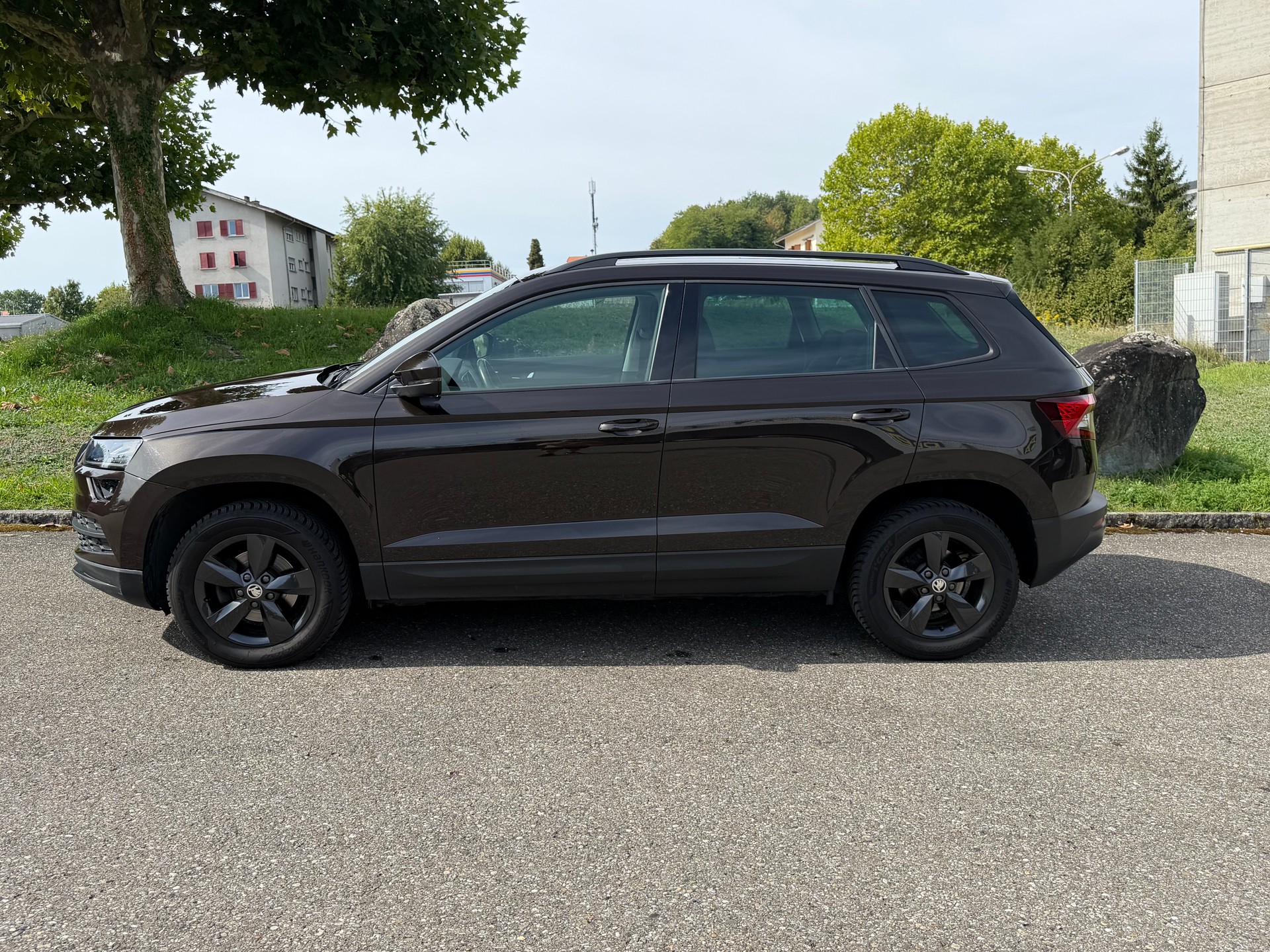 SKODA Karoq 1.5 TSI ACT Ambition DSG-image-4