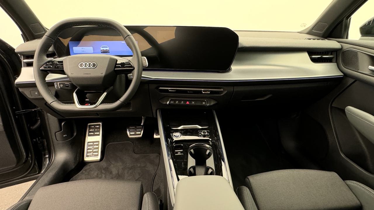 AUDI Q3 SUV TFSI quattro 195 kW S tronic-image-5