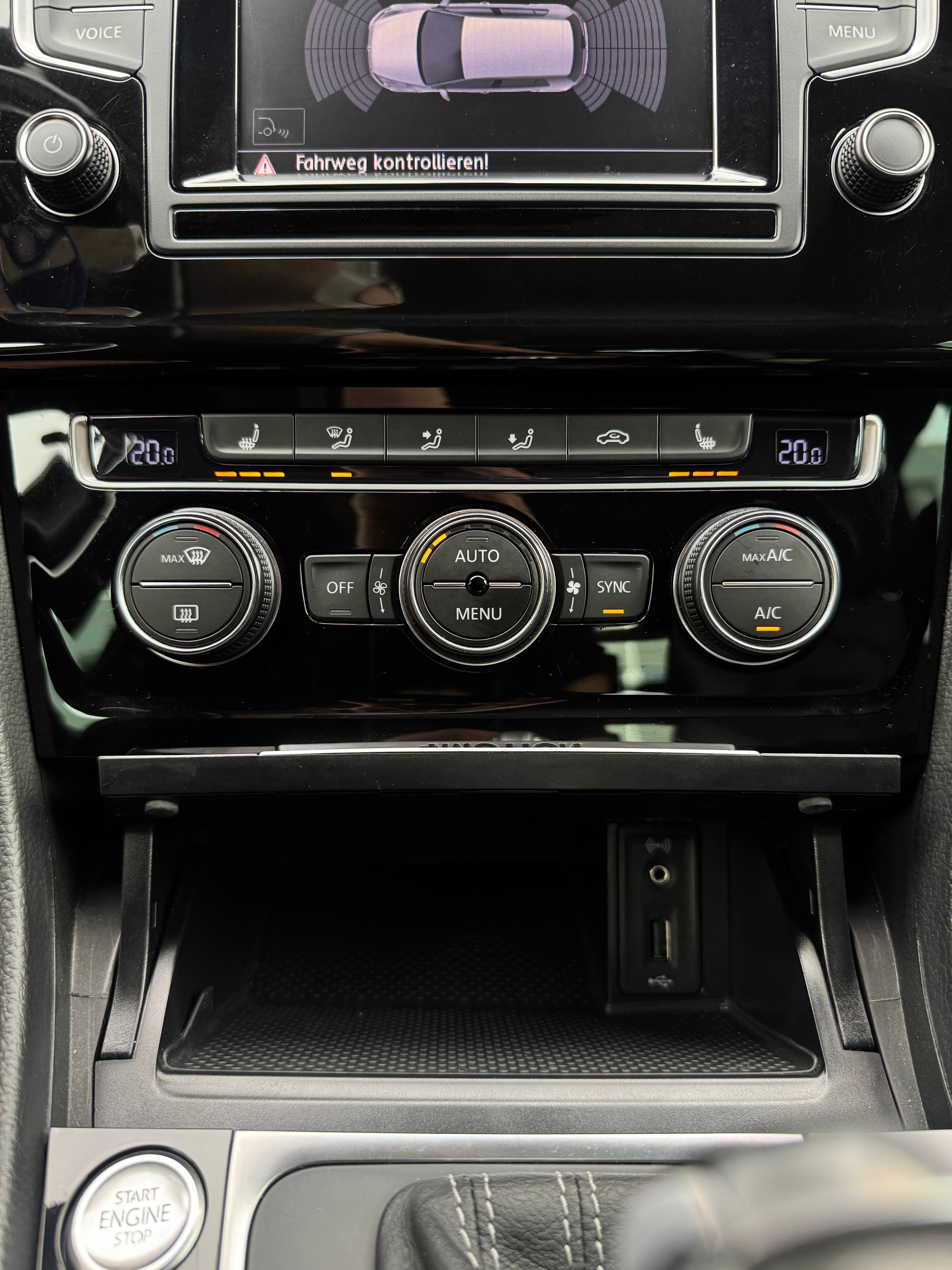 VW Golf 2.0 TSI R 4Motion DSG / ab MFK bei Verkauf-image-15