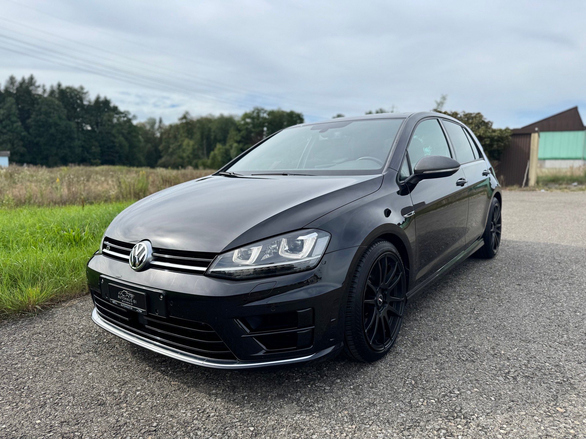 VW Golf 2.0 TSI R 4Motion DSG / ab MFK bei Verkauf-image-2