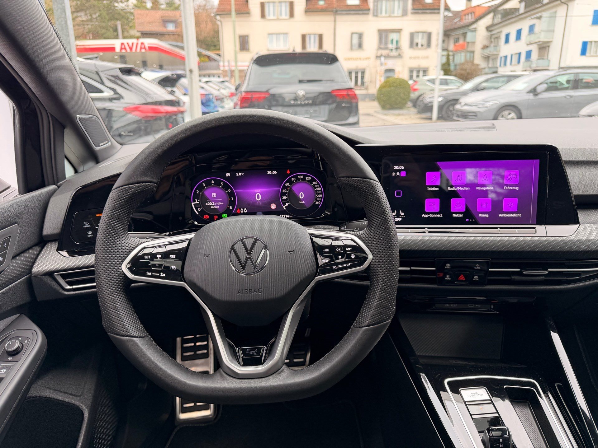 VW Golf 2.0 TSI DSG 4 MOTION R-LINE *** PANORAMAGLASDACH & VIELES MEHR ***-image-8