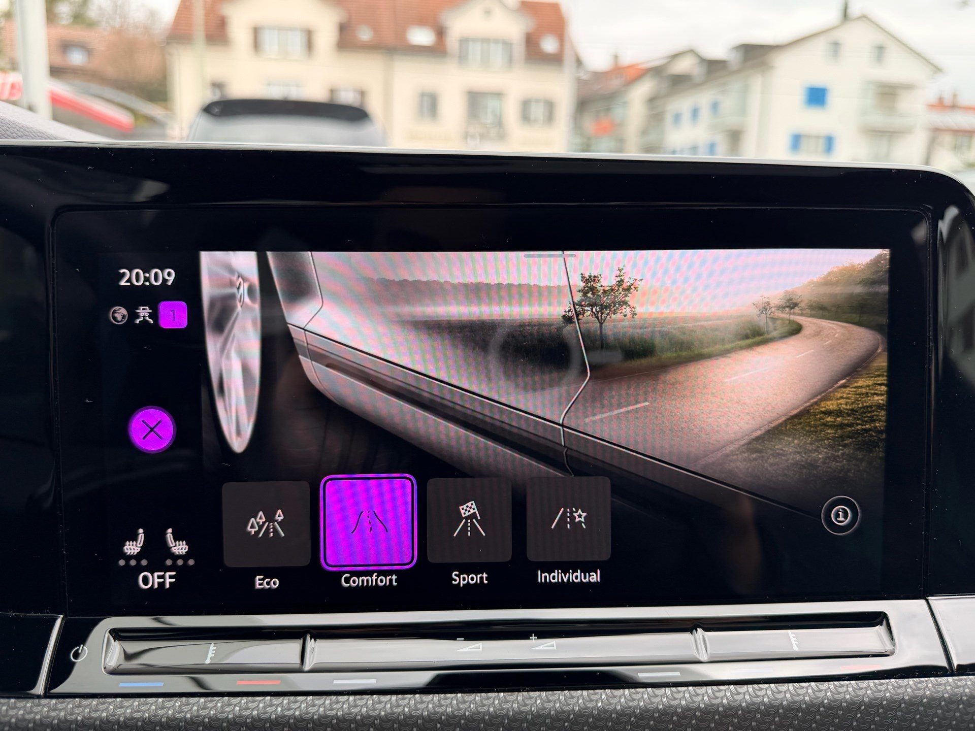 VW Golf 2.0 TSI DSG 4 MOTION R-LINE *** PANORAMAGLASDACH & VIELES MEHR ***-image-12