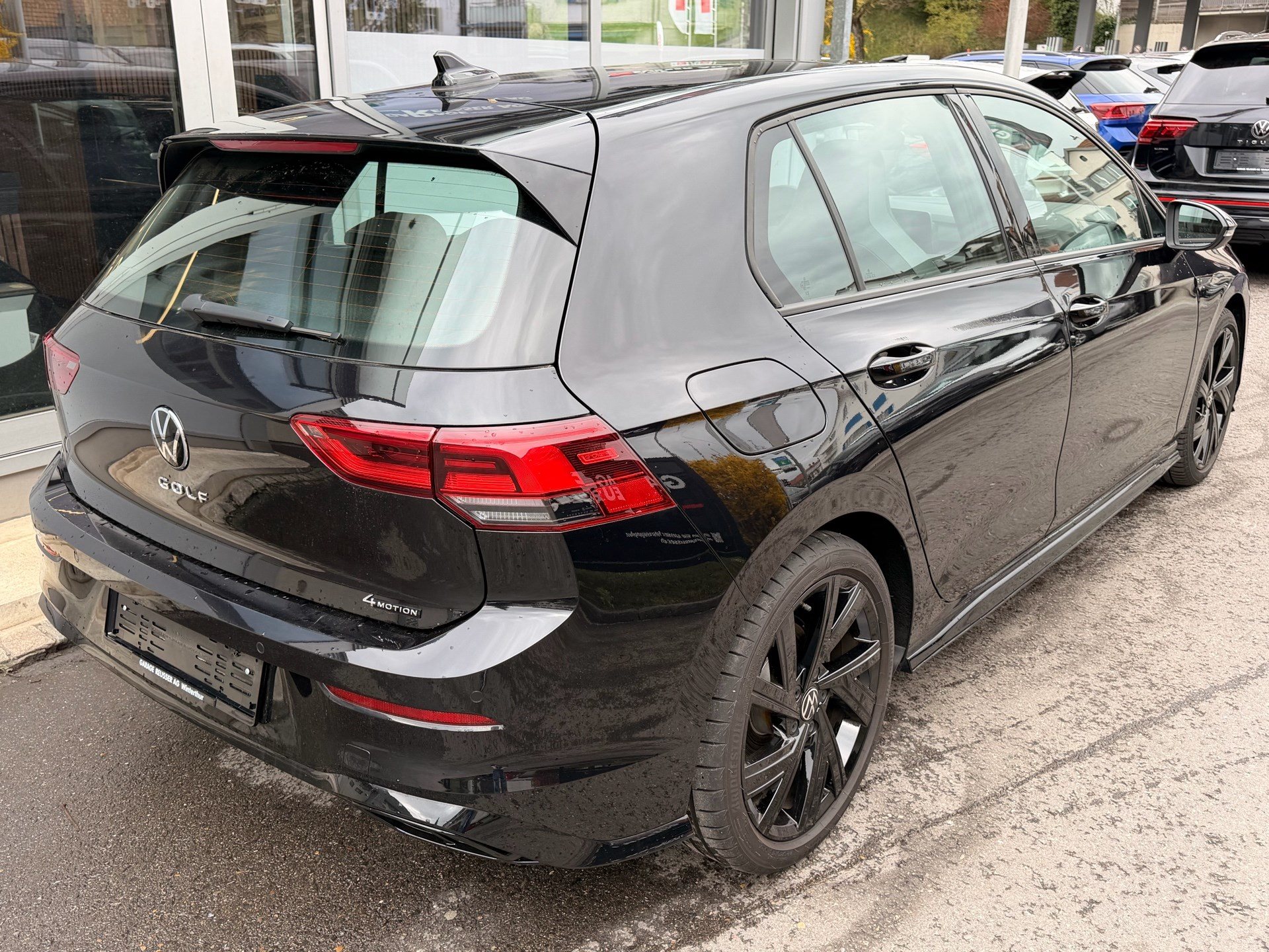 VW Golf 2.0 TSI DSG 4 MOTION R-LINE *** PANORAMAGLASDACH & VIELES MEHR ***-image-3