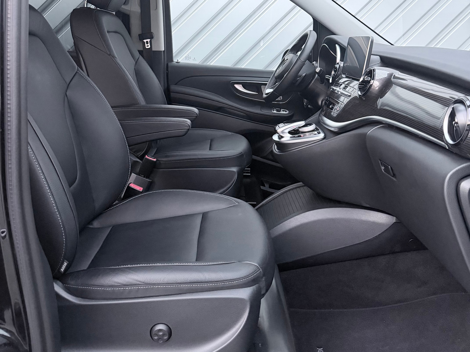 MERCEDES-BENZ V 250 d lang Avantgarde 4Matic G-Tronic-image-11