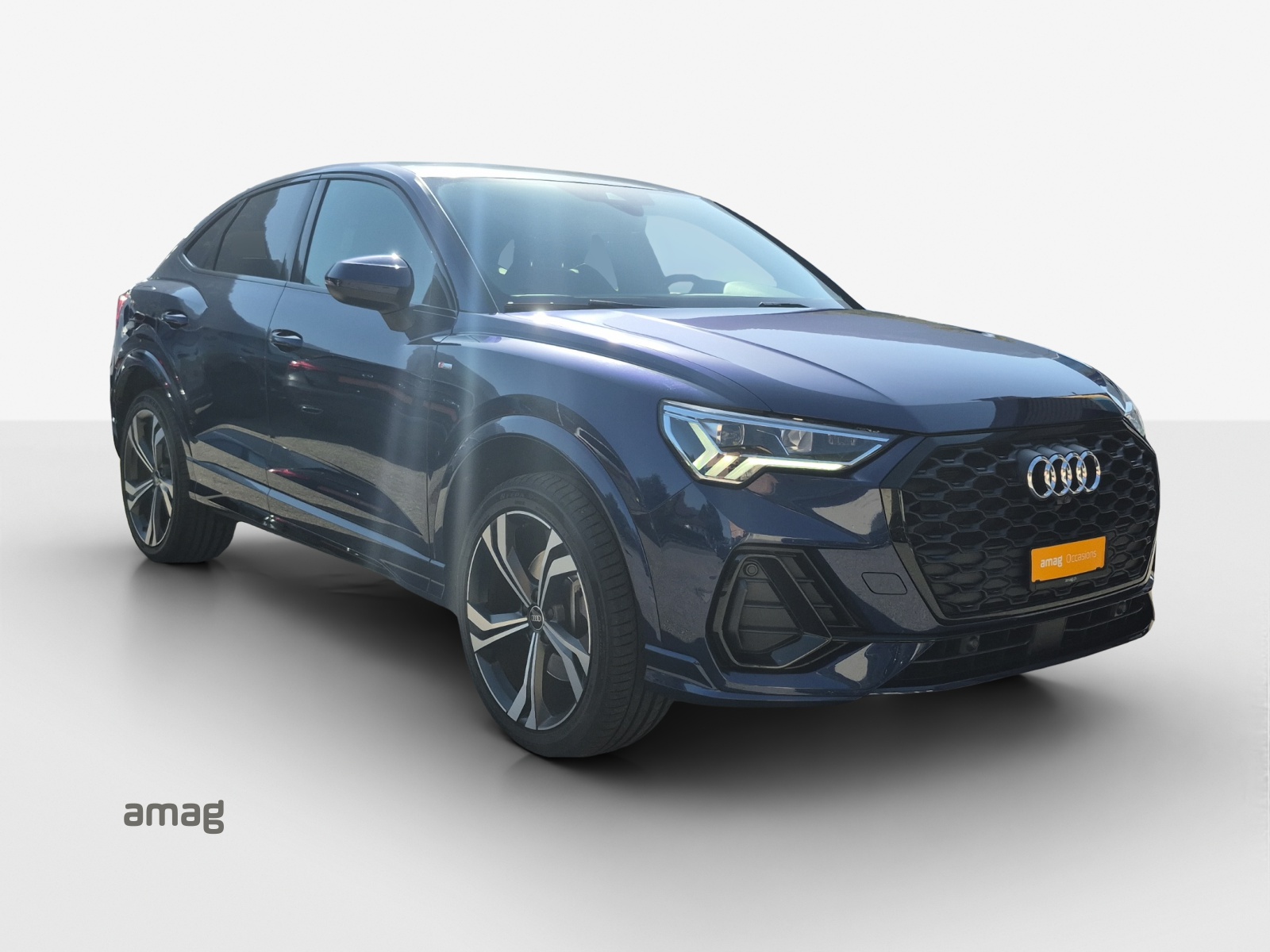 AUDI Q3 Sportback 45 TFSI e S line S-tronic-image-5
