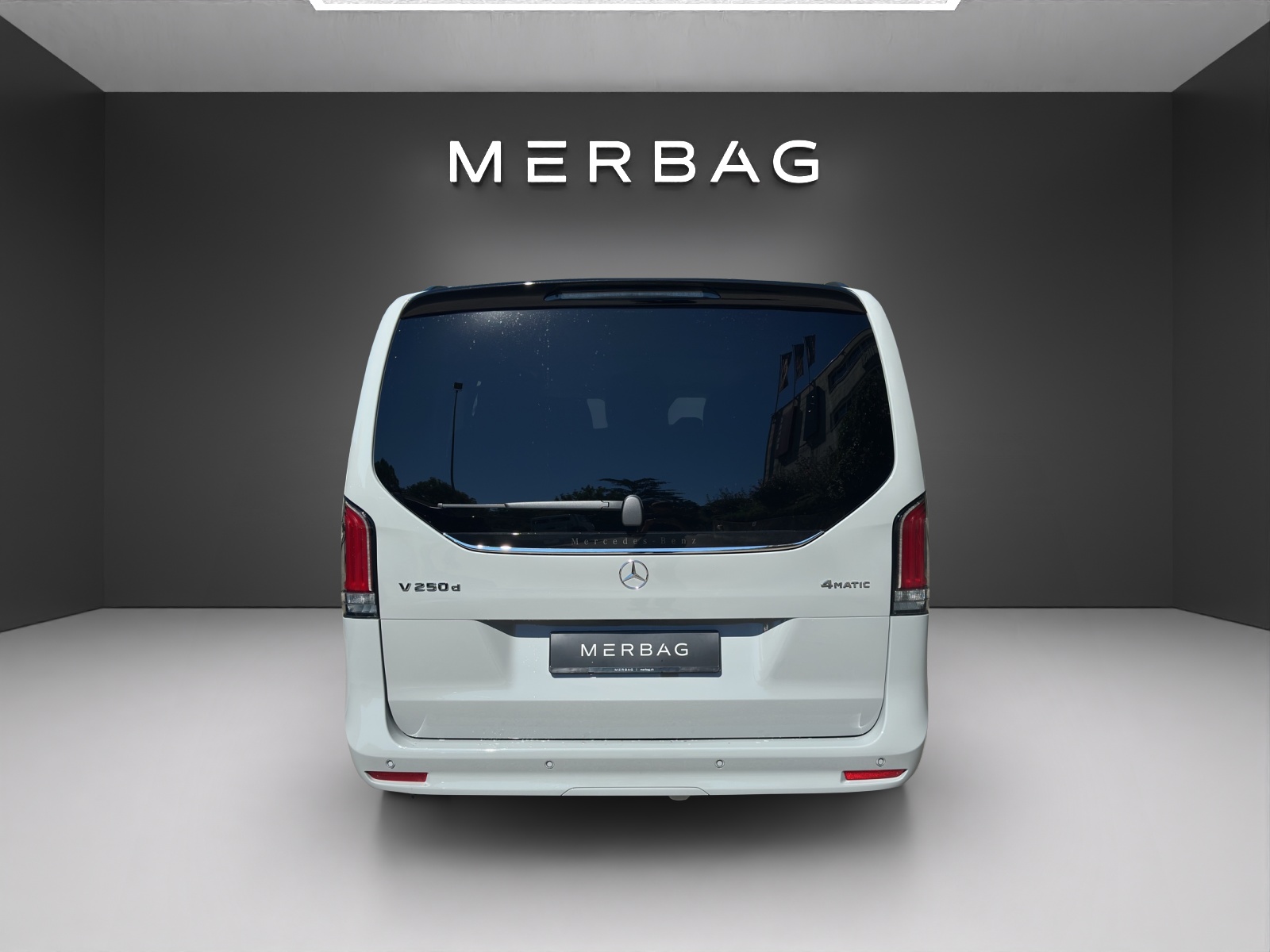 MERCEDES-BENZ V 250 d lang 4Matic Style 9G-Tronic-image-5