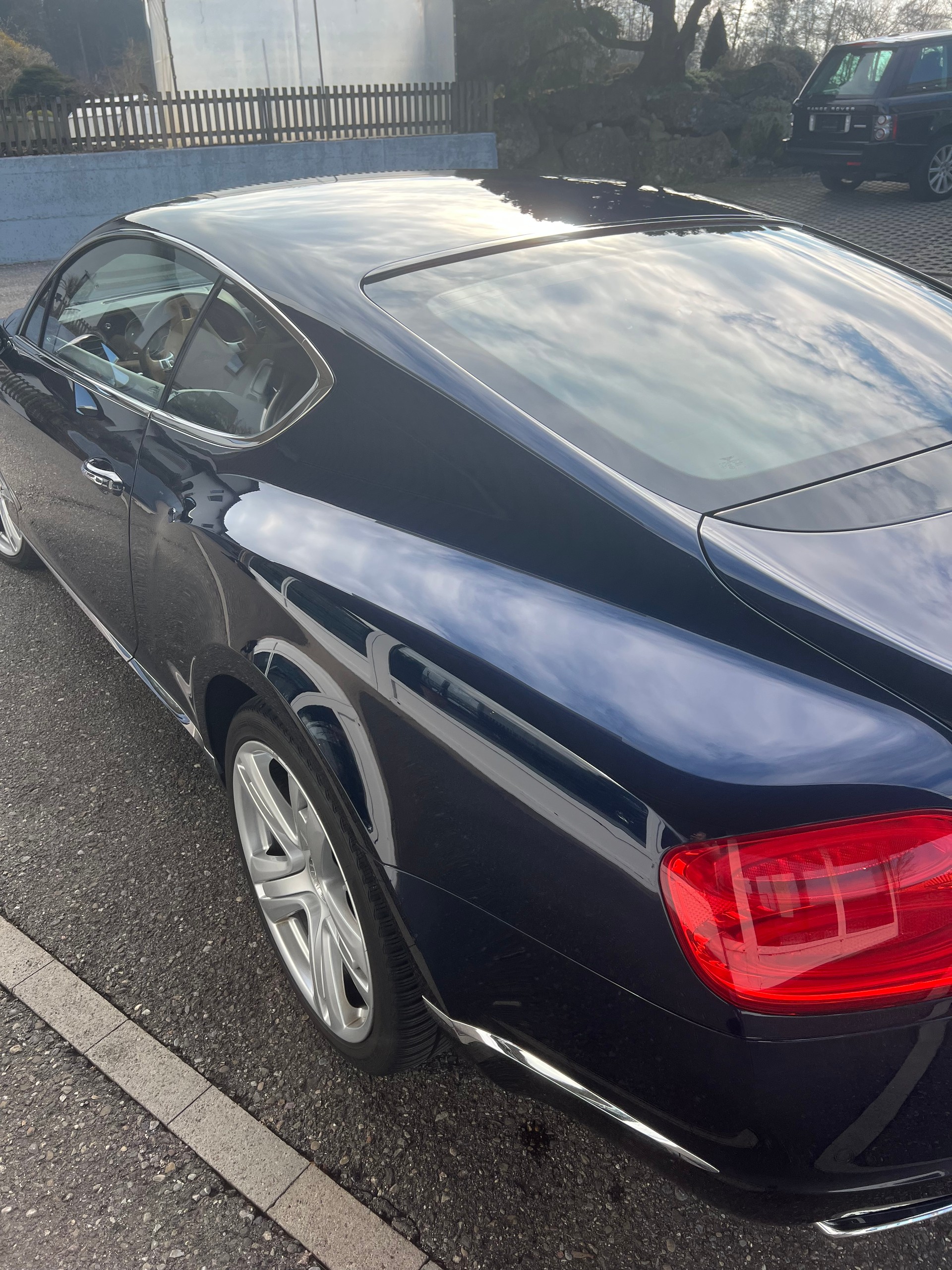 BENTLEY CONTINENTAL GT 6.0 W12-image-4