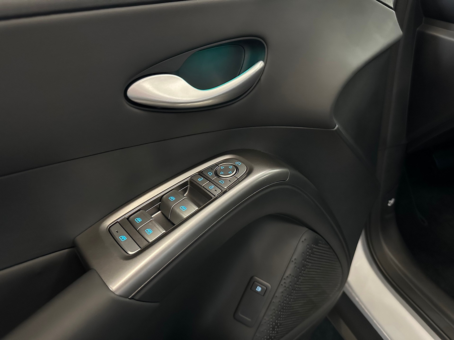 BYD Dolphin G DM-i Comfort-image-23