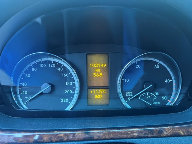 MERCEDES-BENZ Viano 2.2 CDI Blue Eff. Trend Ed. 4Matic A-image-6