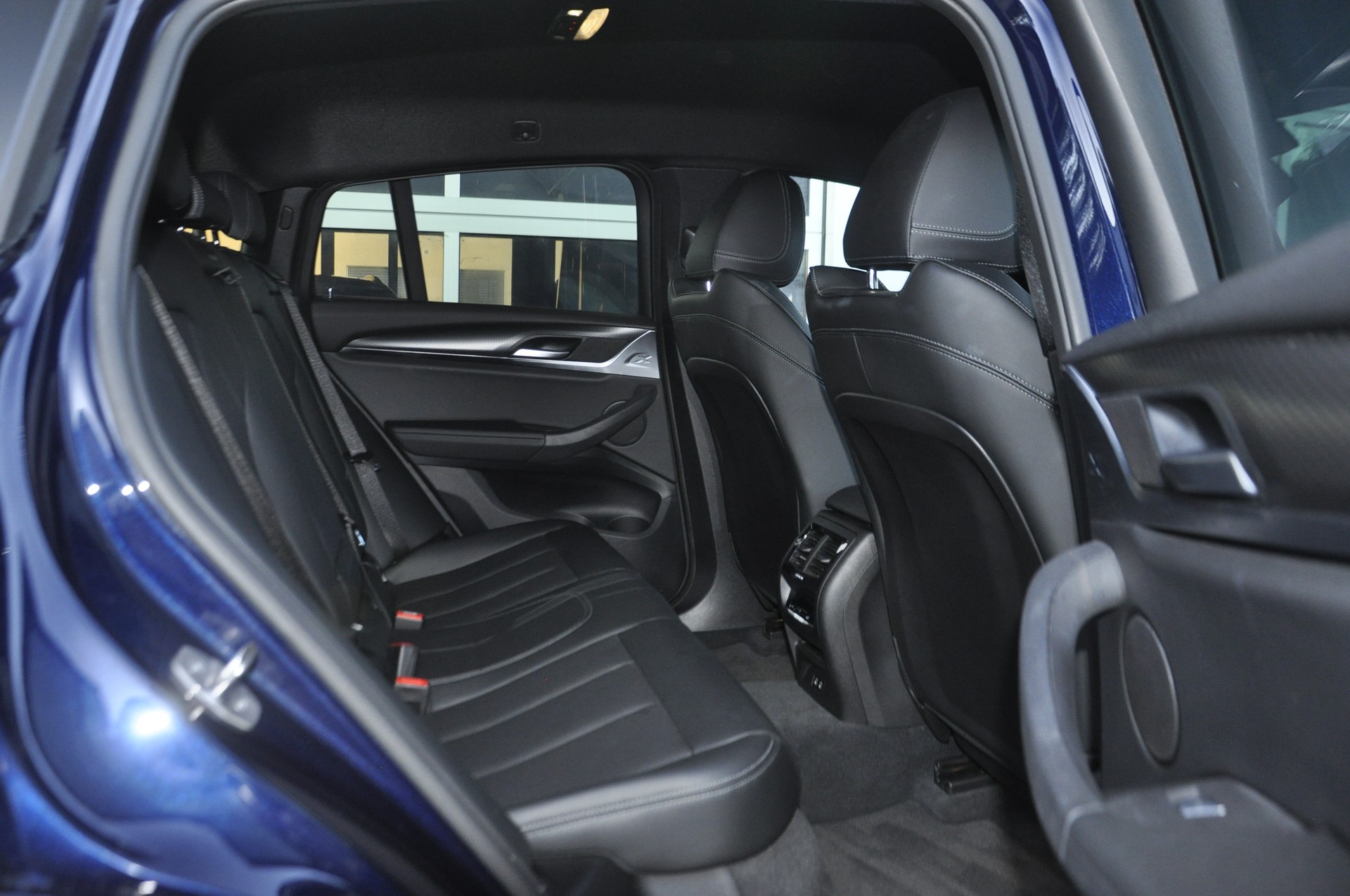 BMW X4 xDrive 48V 30i M Sport Steptronic-image-8