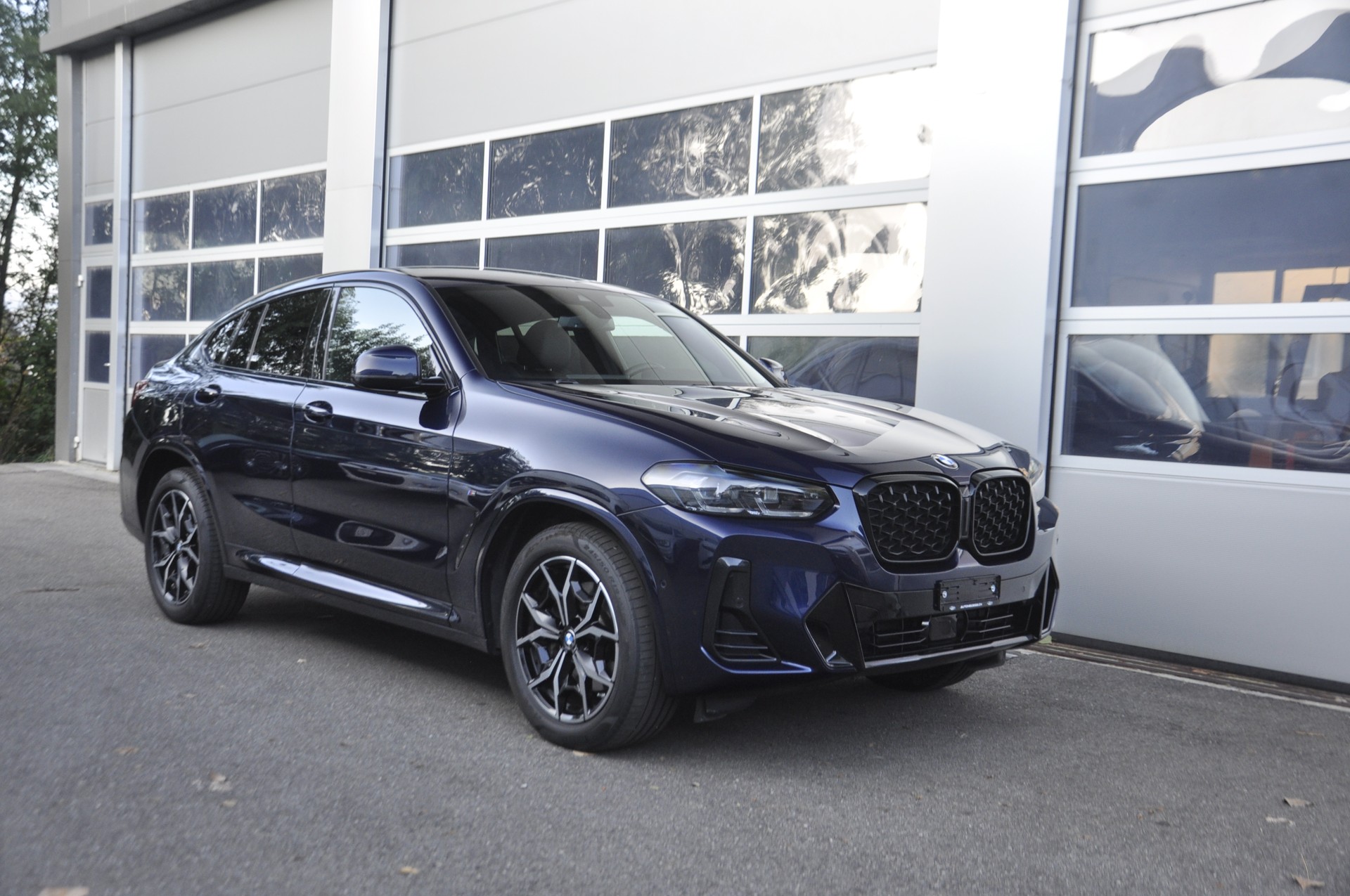 BMW X4 xDrive 48V 30i M Sport Steptronic-image-0