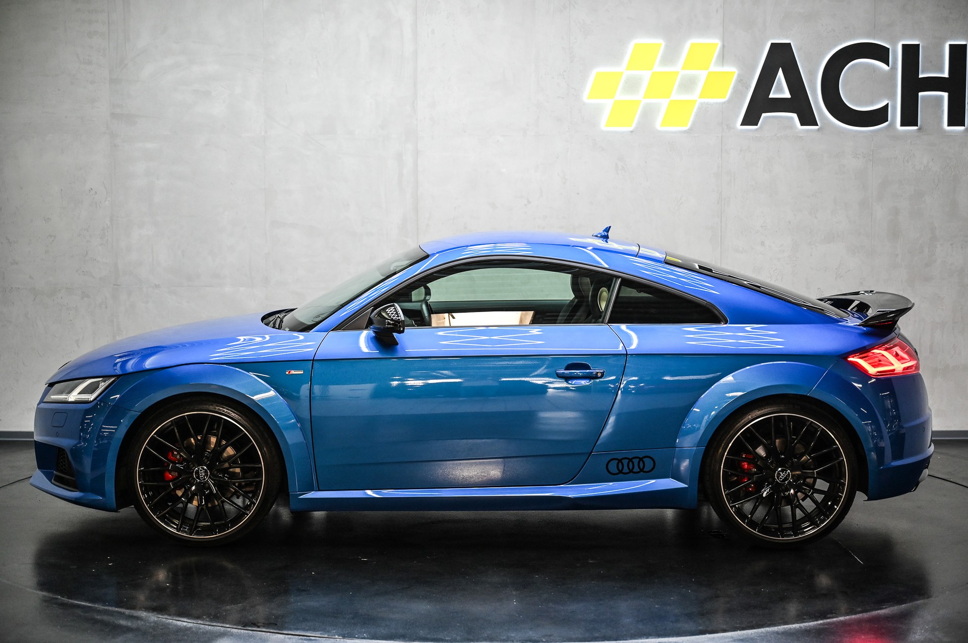 AUDI TT Coupé 2.0 TFSI quattro S-Tronic-image-3
