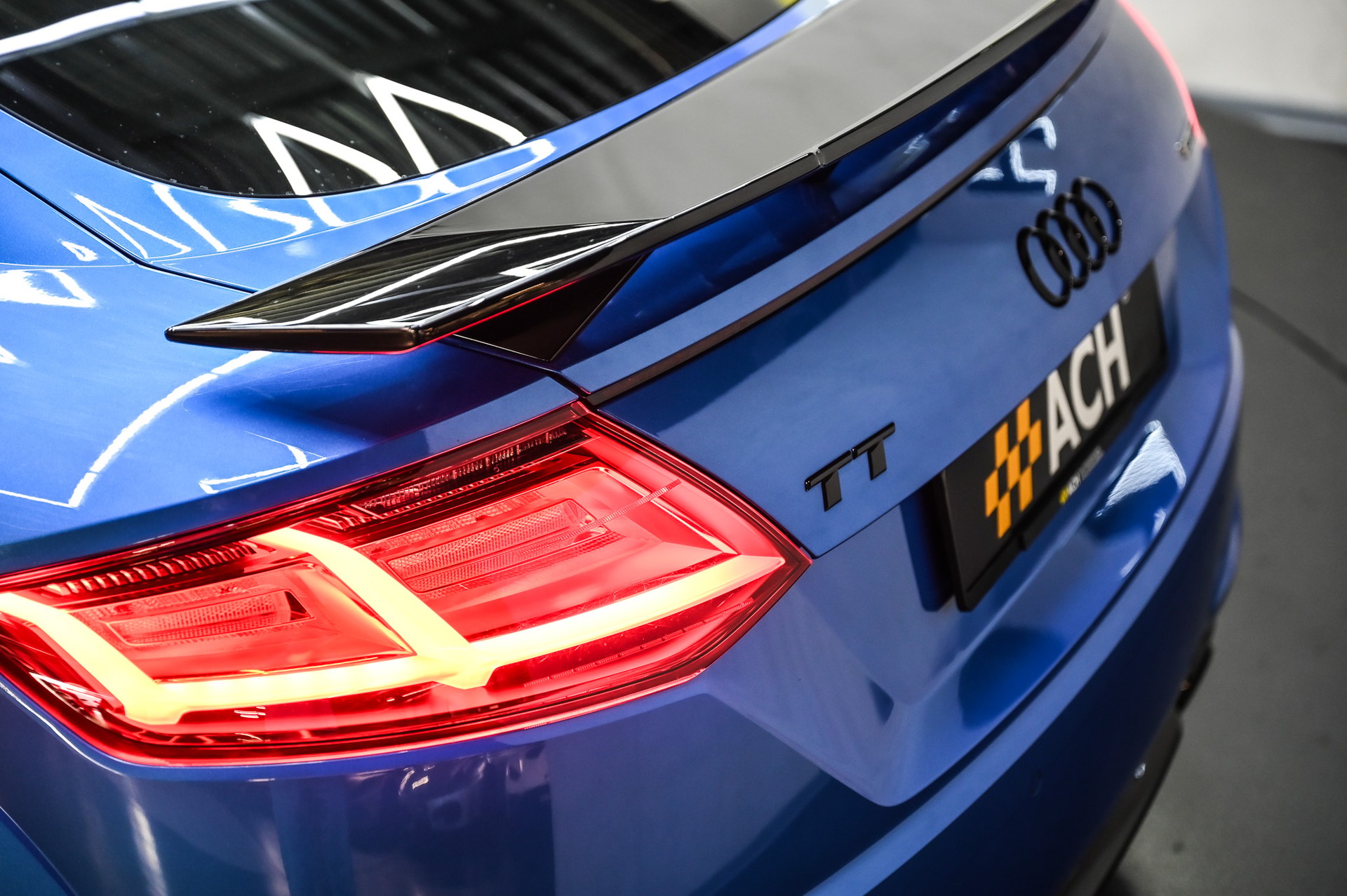 AUDI TT Coupé 2.0 TFSI quattro S-Tronic-image-15