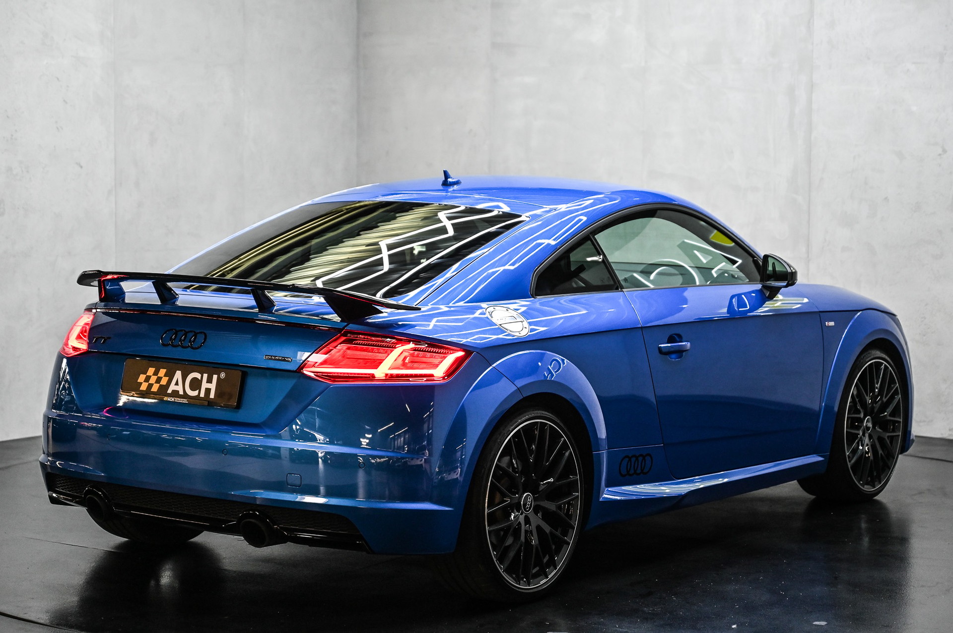 AUDI TT Coupé 2.0 TFSI quattro S-Tronic-image-7