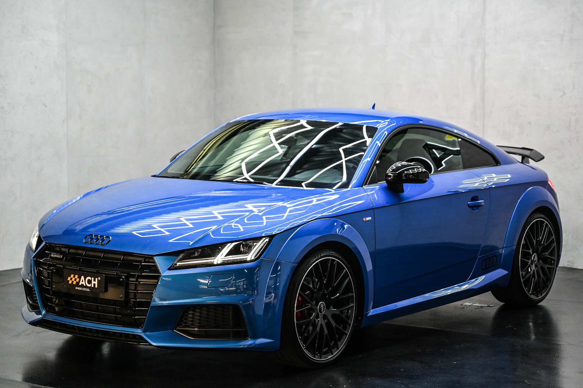 AUDI TT Coupé 2.0 TFSI quattro S-Tronic-image-2