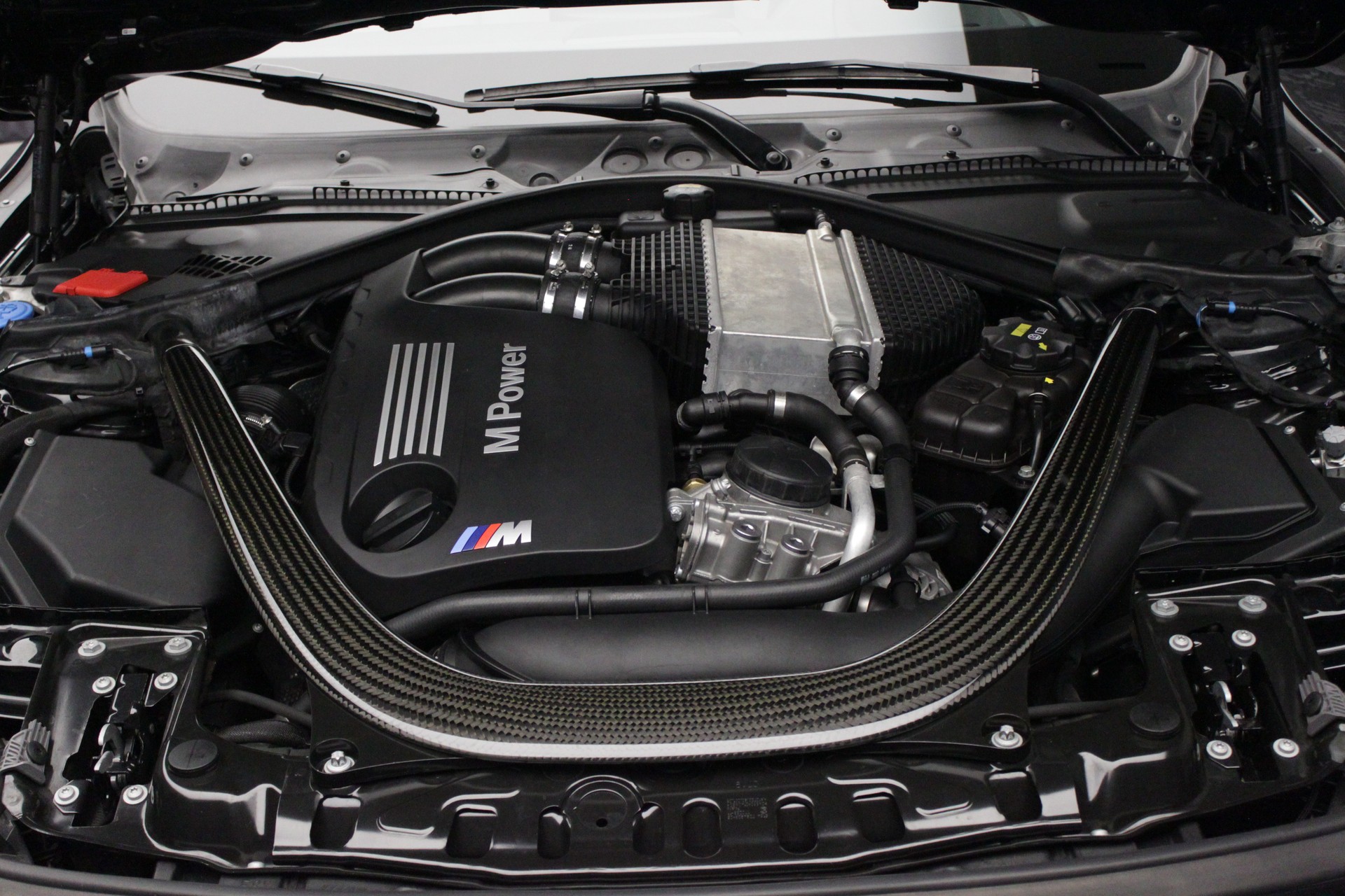 BMW M4 Cabriolet Drivelogic M Competition-image-25