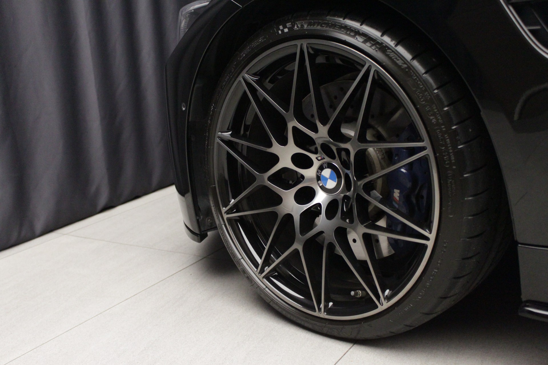 BMW M4 Cabriolet Drivelogic M Competition-image-24