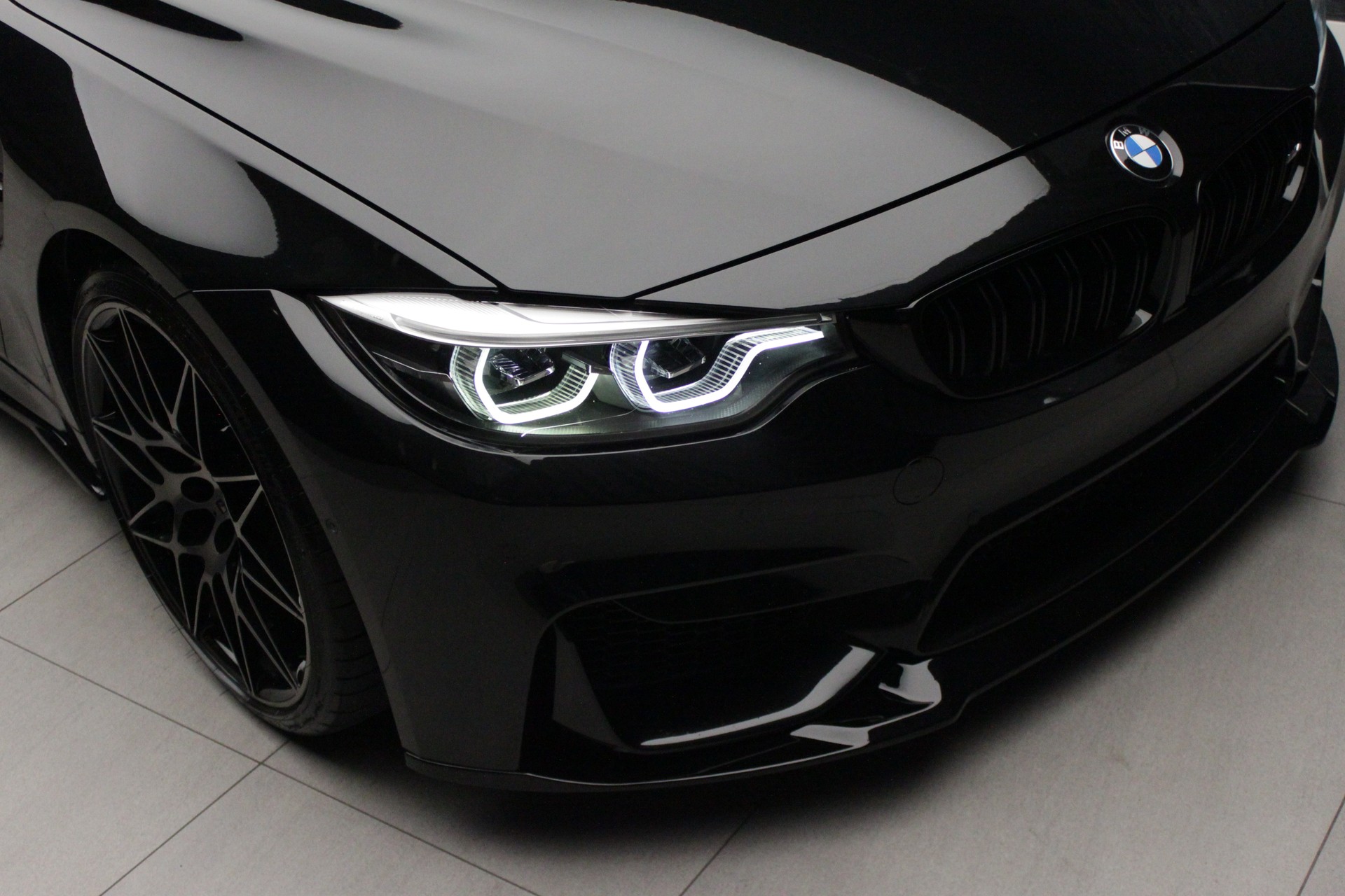 BMW M4 Cabriolet Drivelogic M Competition-image-5