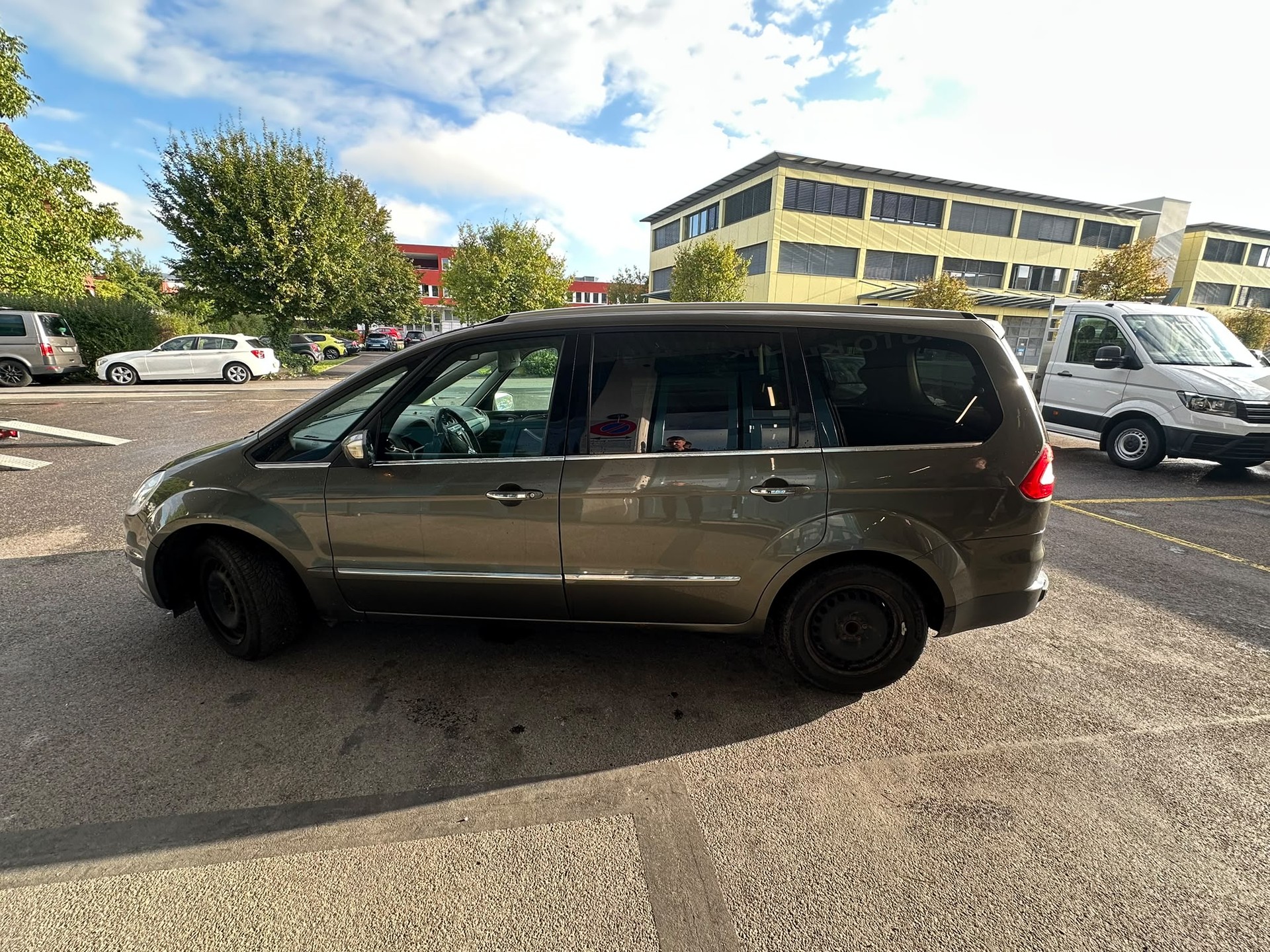 FORD Galaxy 2.2 TDCi Ghia-image-7