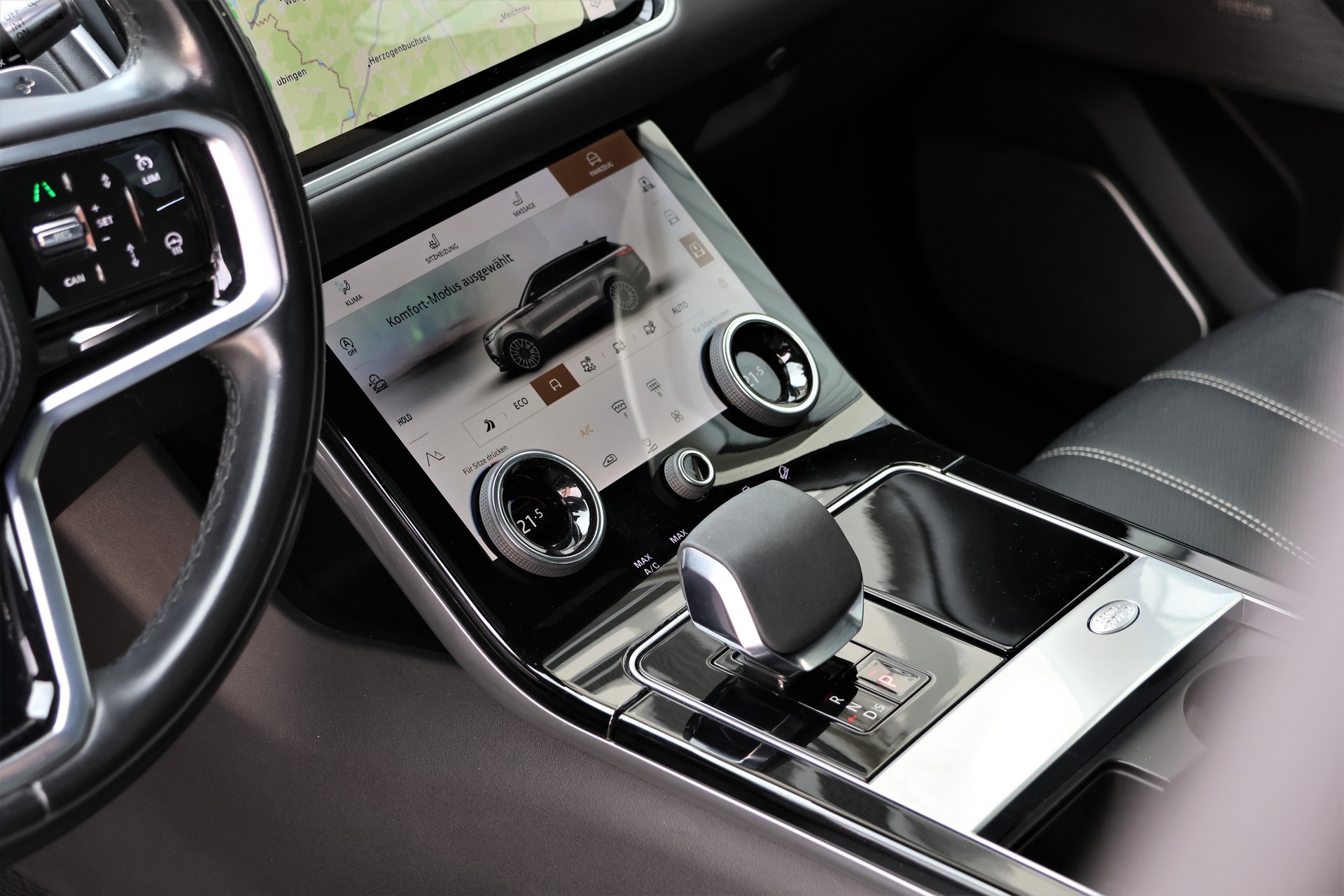 LAND ROVER Range Rover Velar R-Dynamic P 400 HSE Automatic (CH) + 2.5T AHK-image-10