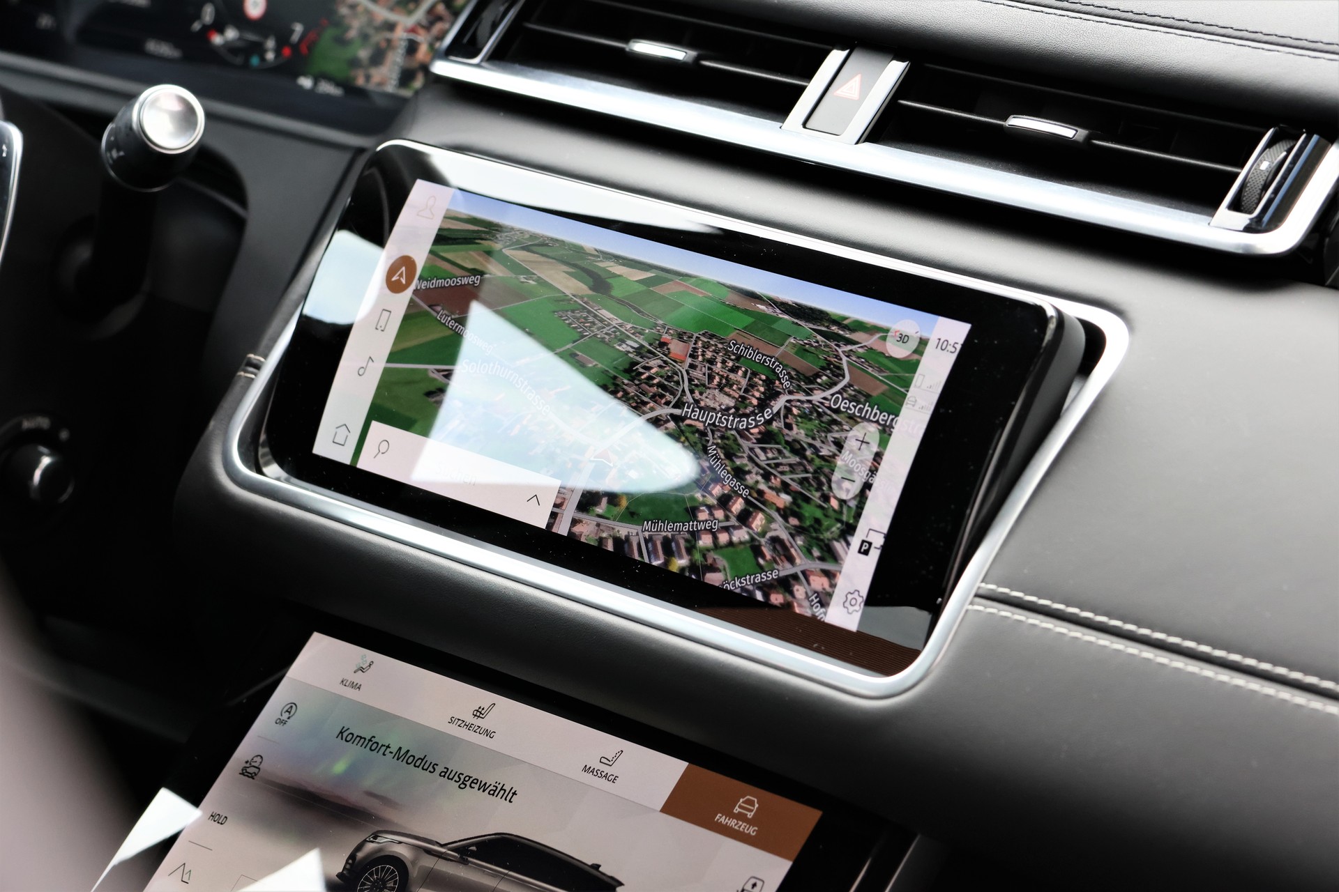 LAND ROVER Range Rover Velar R-Dynamic P 400 HSE Automatic (CH) + 2.5T AHK-image-16