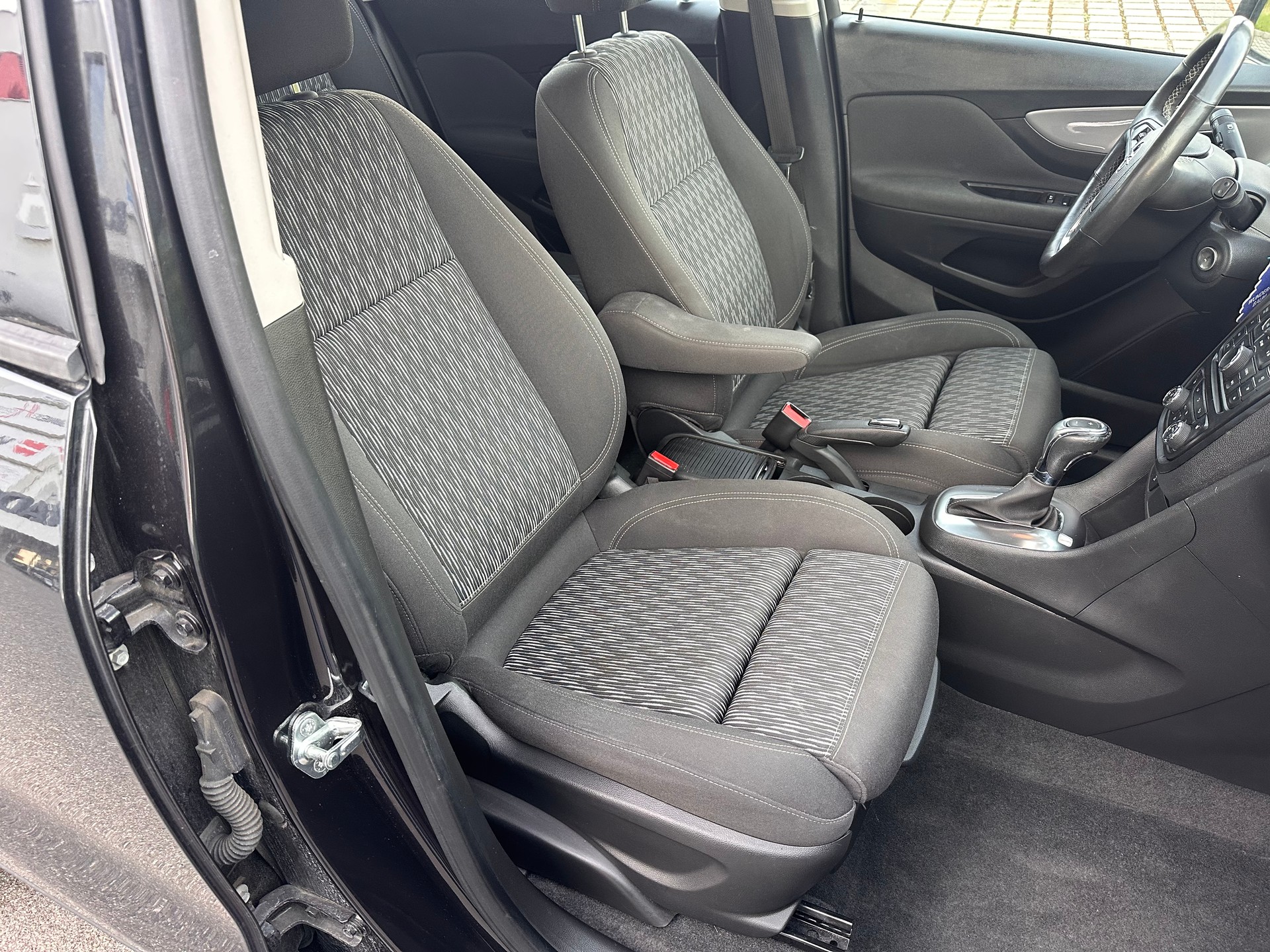OPEL Mokka 1.4i 16V Turbo Enjoy 2WD Automatik-image-10
