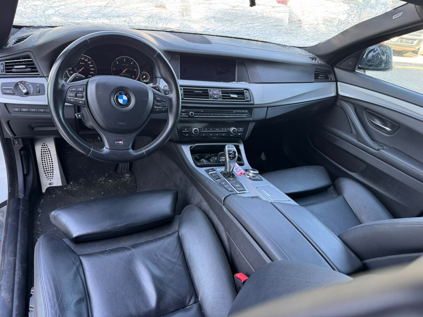 BMW M550d xDrive Steptronic-image-17