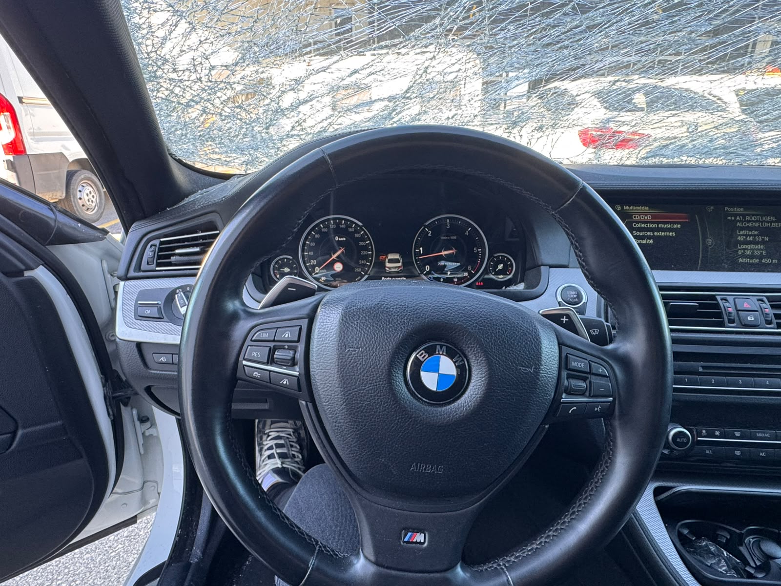 BMW M550d xDrive Steptronic-image-13