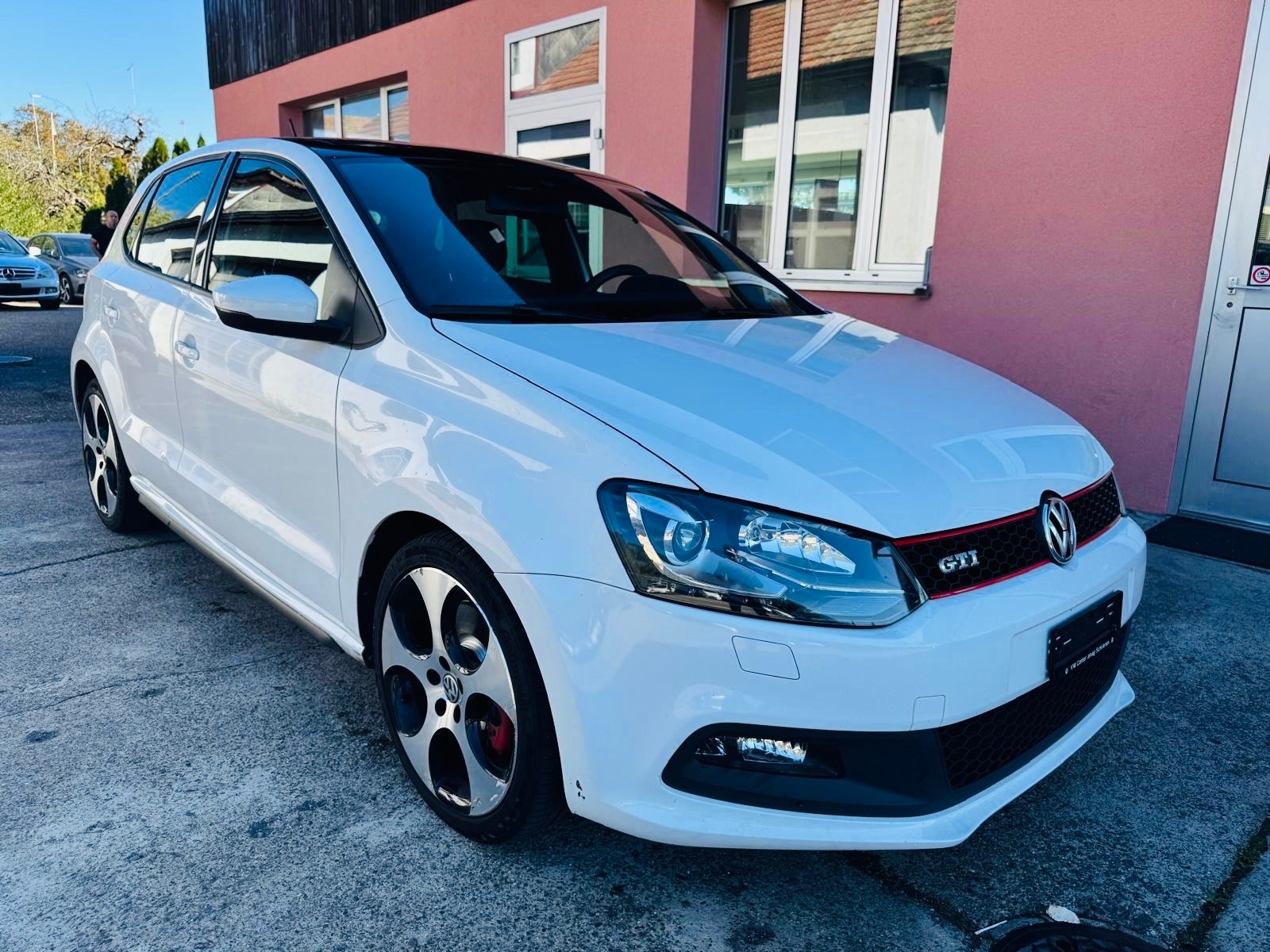 VW GTI-image-1