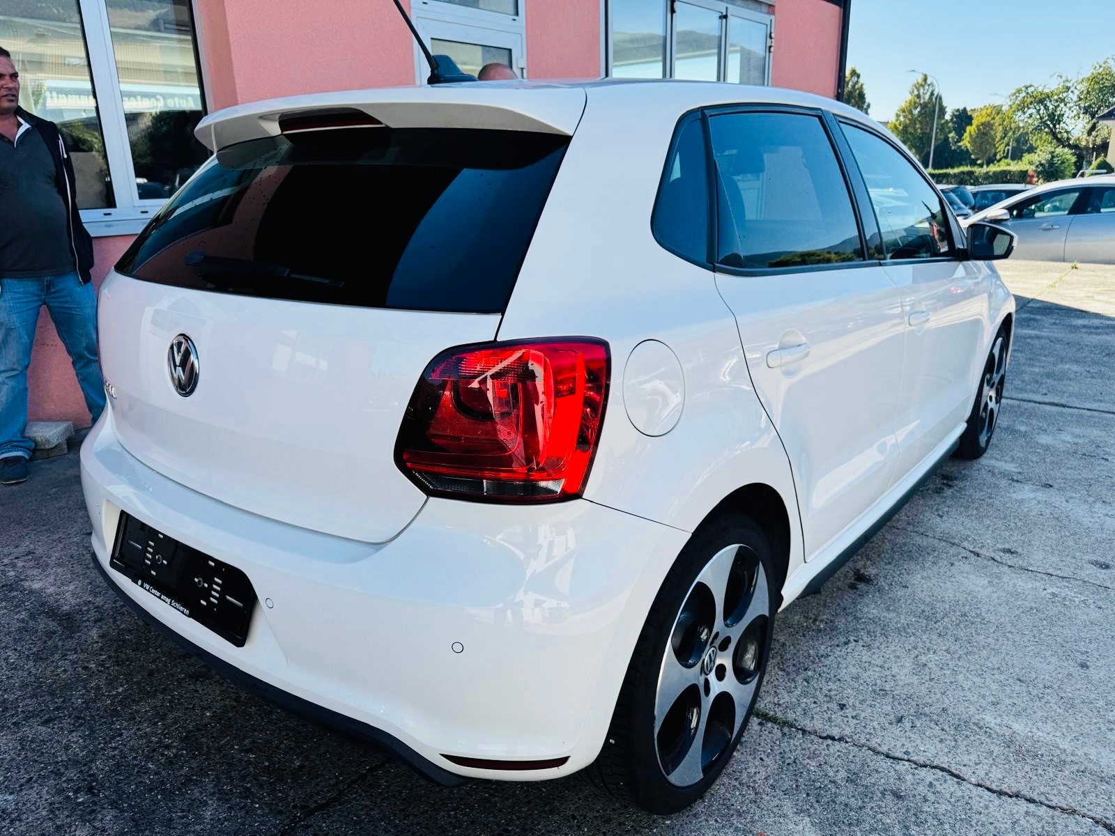 VW GTI-image-3