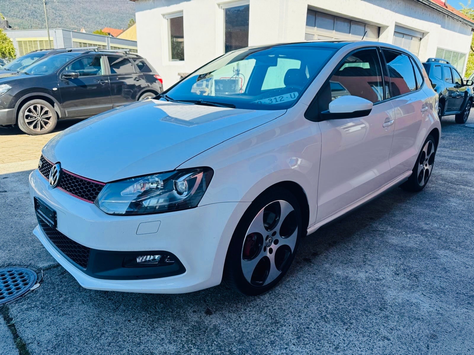 VW GTI-image-2