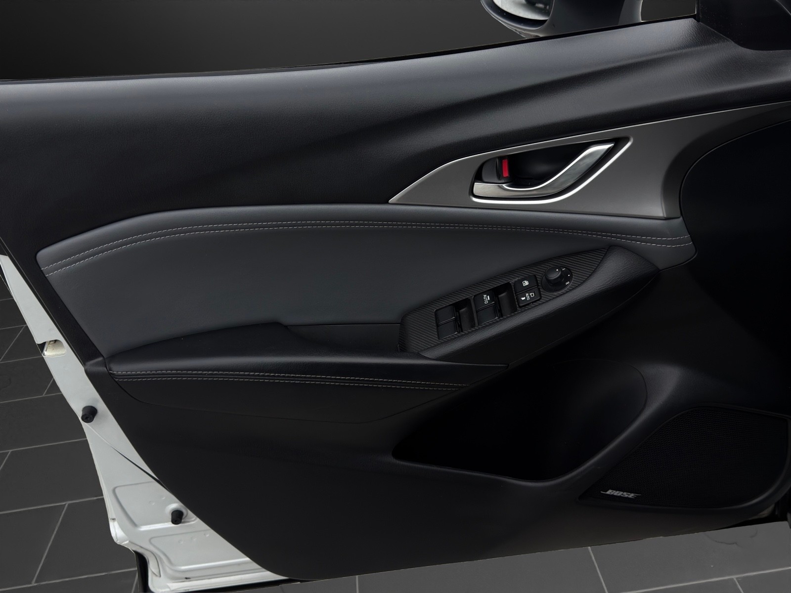 MAZDA CX-3 SKYACTIV-G 121 Revolution FWD Automat-image-13