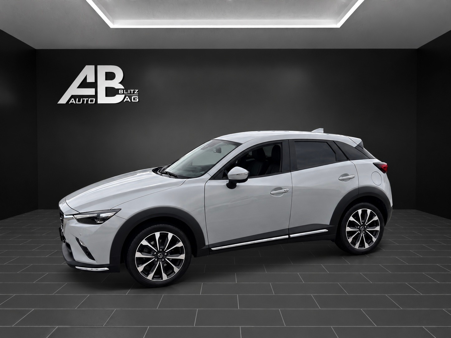 MAZDA CX-3 SKYACTIV-G 121 Revolution FWD Automat-image-1