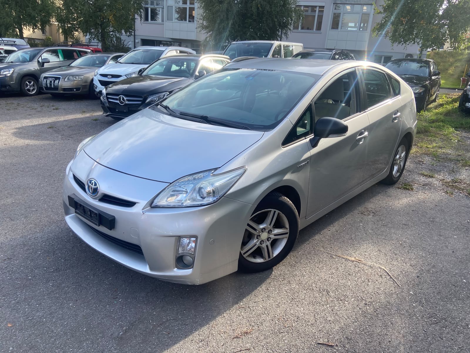 TOYOTA Prius 1.8 16V HSD Sol Premium-image-1