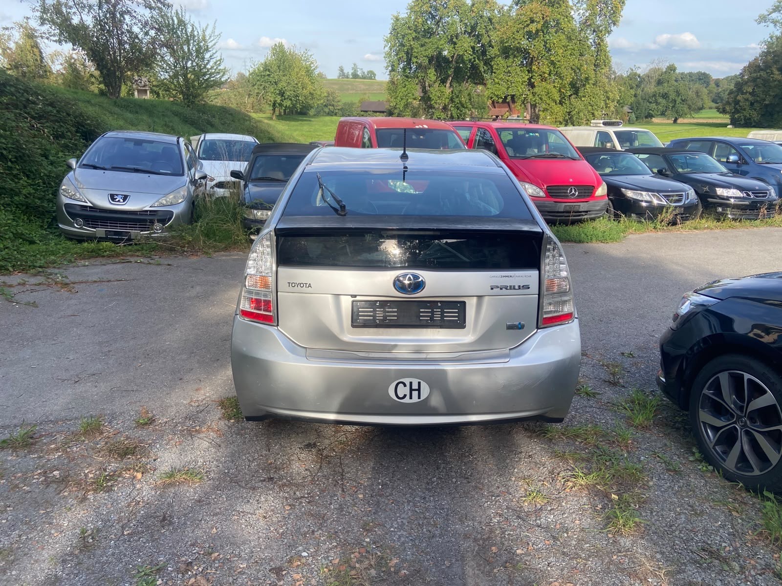 TOYOTA Prius 1.8 16V HSD Sol Premium-image-2