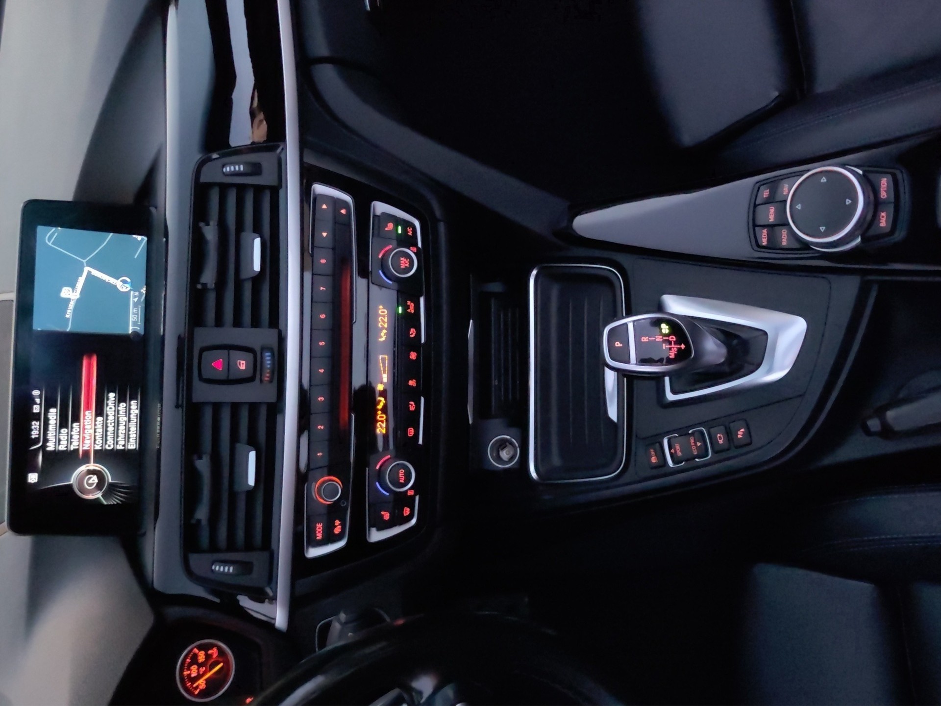 BMW 425d Cabriolet Sport Line Steptronic-image-24