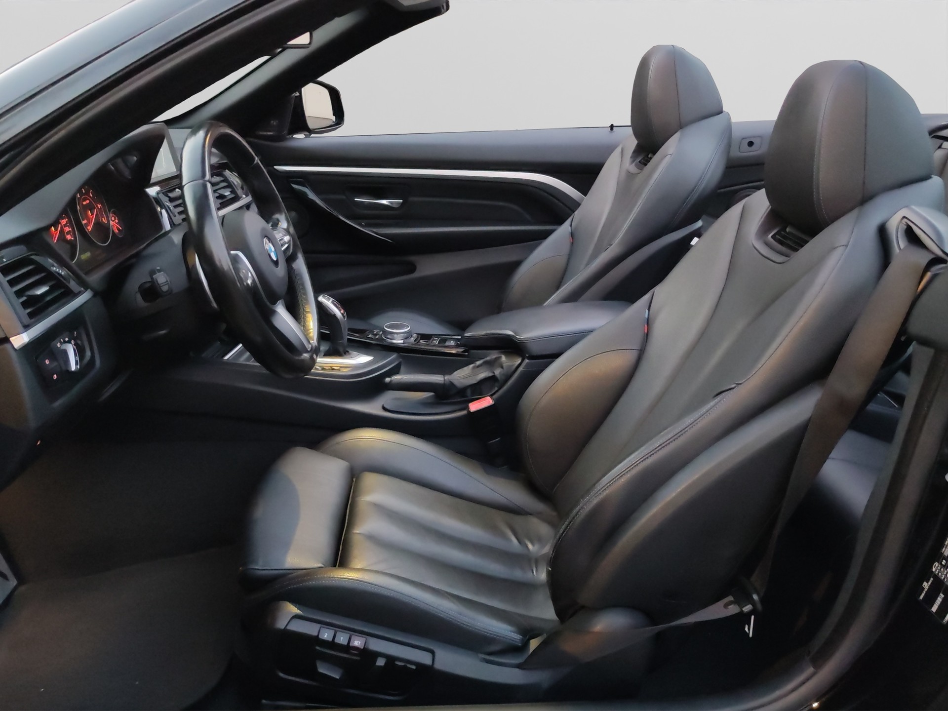 BMW 425d Cabriolet Sport Line Steptronic-image-16