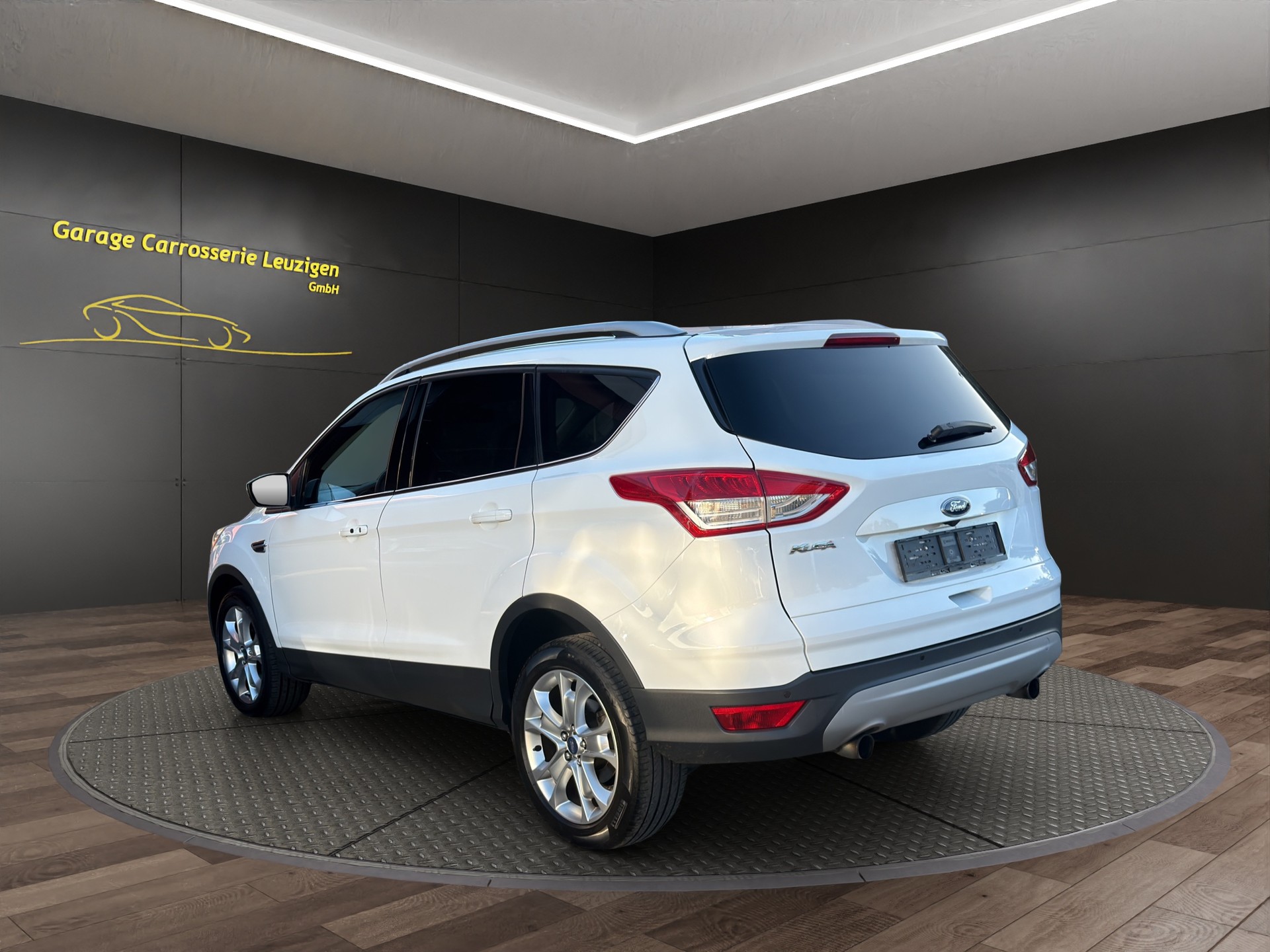 FORD Kuga 1.6 SCTi Titanium 4WD Automatic-image-3