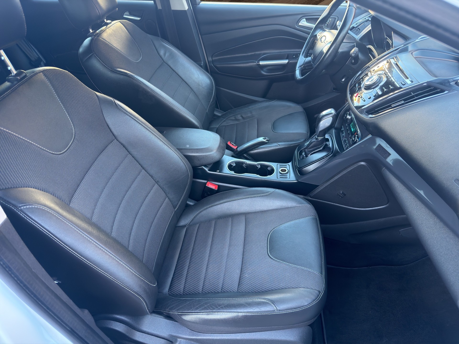 FORD Kuga 1.6 SCTi Titanium 4WD Automatic-image-11